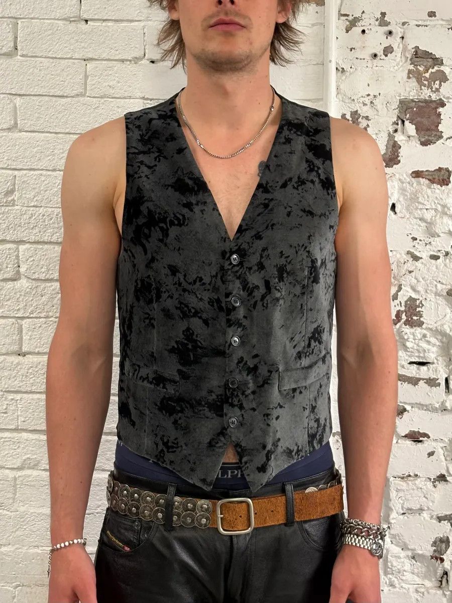 Yves Saint Laurent Yves Saint Laurent Velvet Erosion Black Vest Size US S / EU 44-46 / 1 - 2 Thumbnail