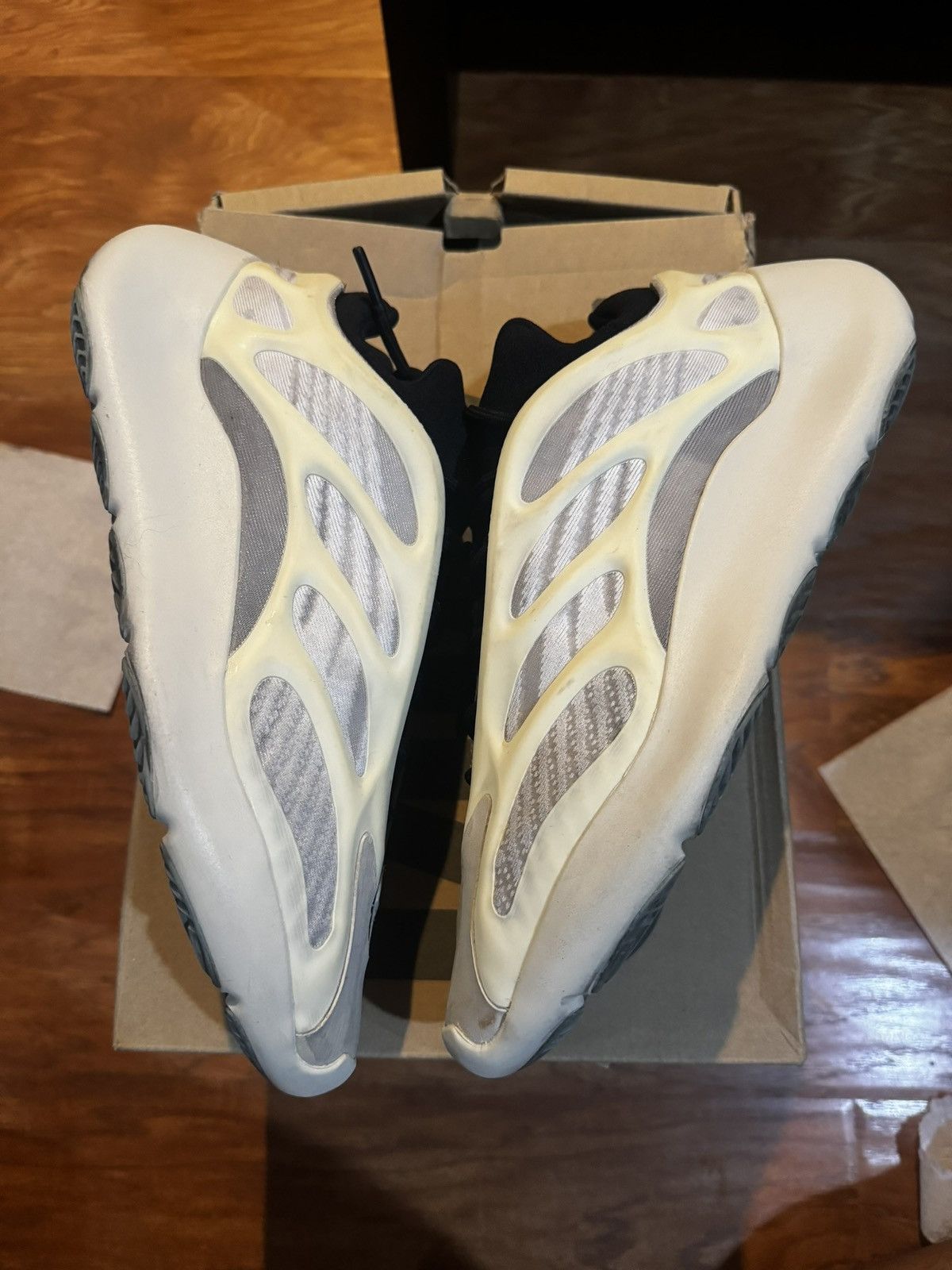 Yeezy YEEZY 700 V3 ‘AZAEL’ Size US 11.5 / EU 44-45 - 1 Thumbnail