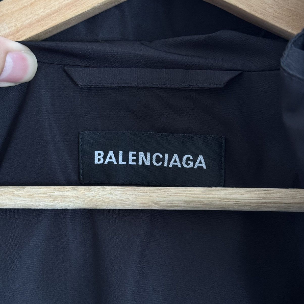 Balenciaga RAIN JACKET Size US M / EU 48-50 / 2 - 4 Thumbnail
