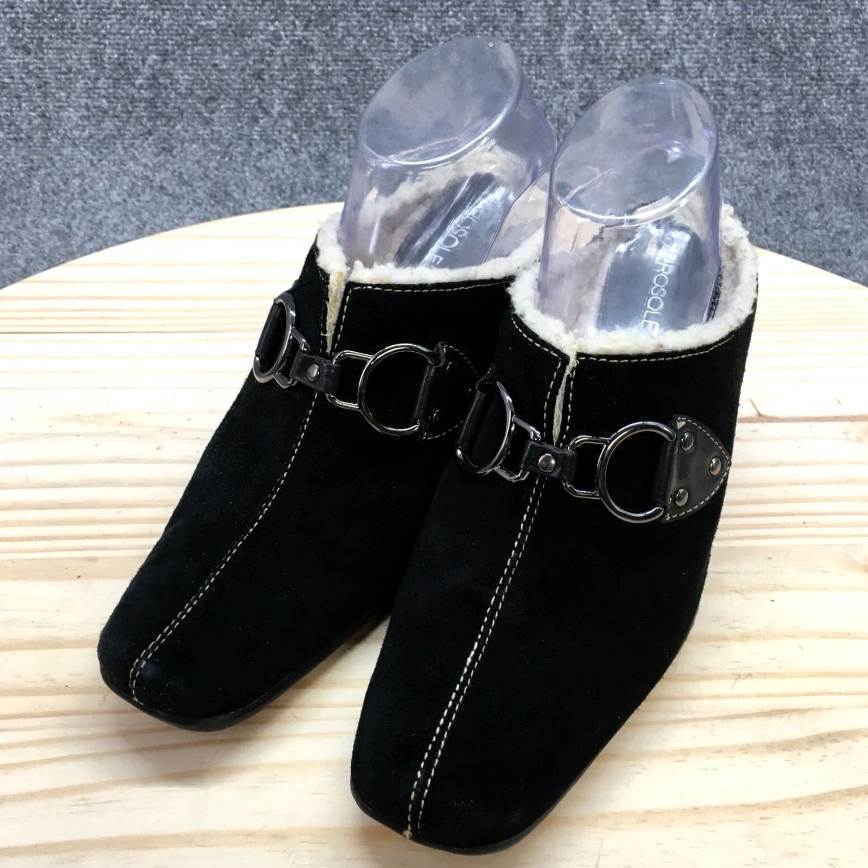 Vintage Aerosoles Sandals Womens 9.5 B Casual Slip On Lined Mules Black Suede Heels Size US 10 / IT 40 - 3 Thumbnail