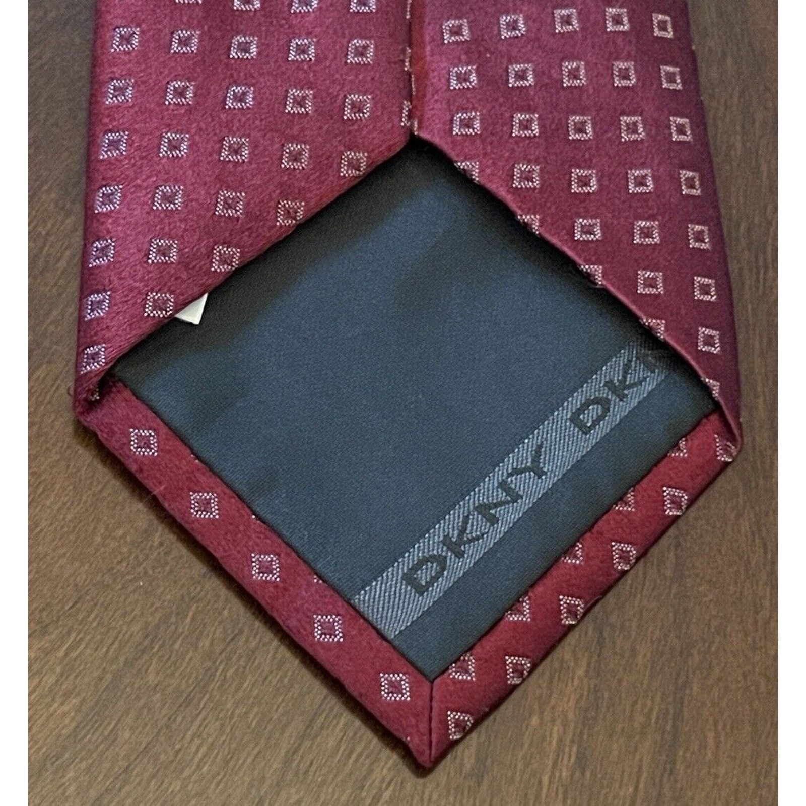 DKNY Dkny Burgundy 100% Silk Men’s Neck Tie Made In China Size ONE SIZE - 2 Thumbnail