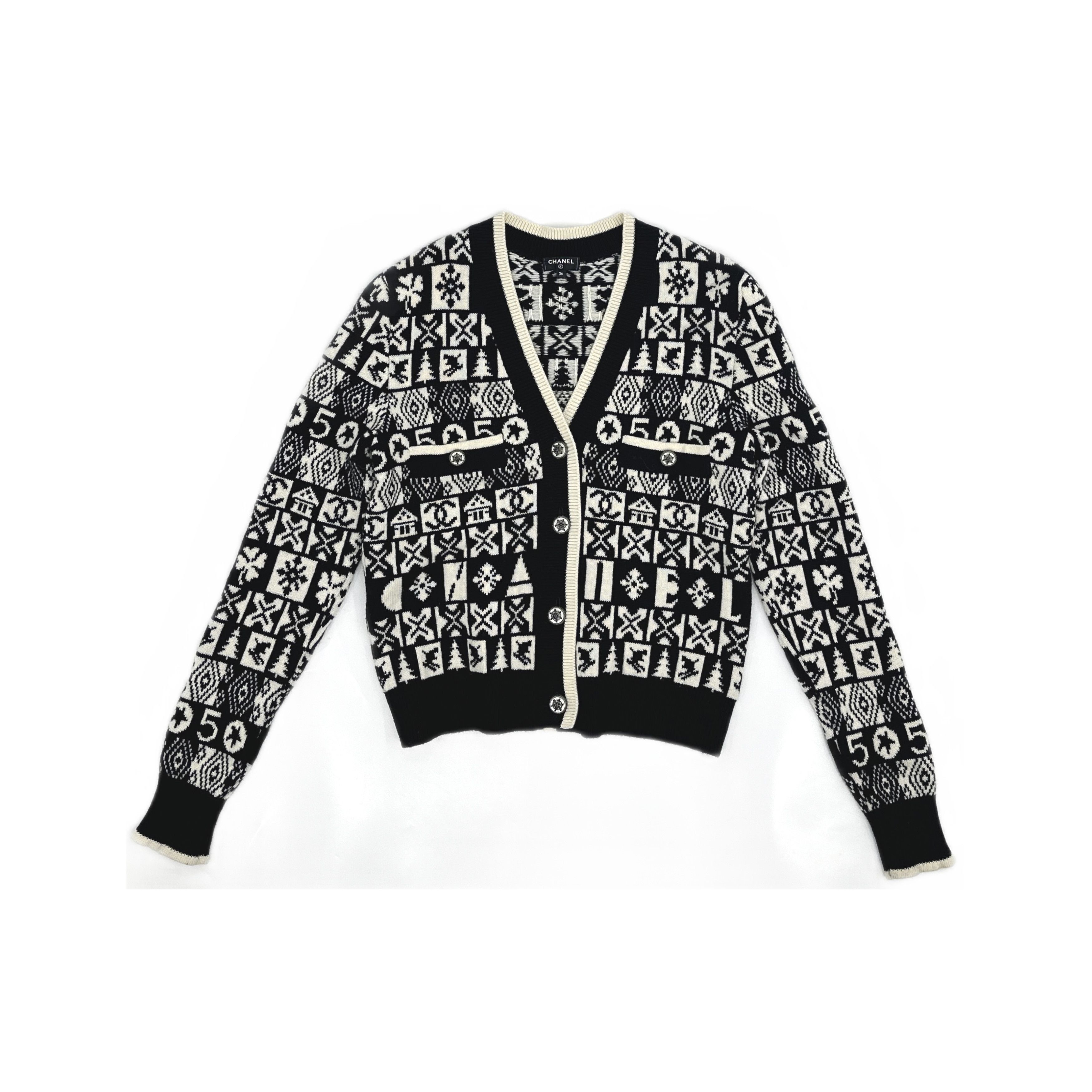 Chanel Chanel Snow Pattern Knit Cardigan Size 36 Size XS / US 0-2 / IT 36-38 - 1 Thumbnail
