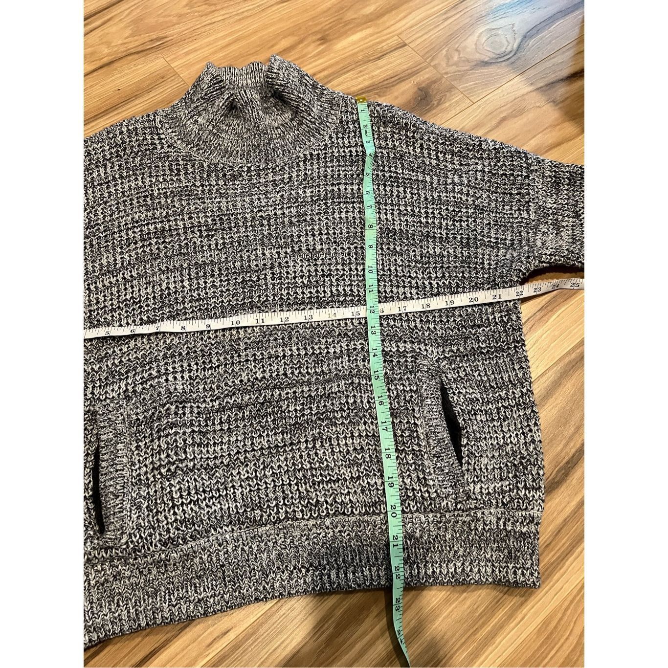 Victoria's Secret Victoria's Secret Knit Turtleneck Sweater With Pockets Sz L Size L / US 10 / IT 46 - 7 Thumbnail