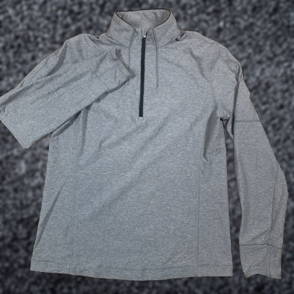 Lululemon Lululemon Pullover Mens L Gray 1/4 Zip Workout Sweater Gym Casual Mens Size US L / EU 52-54 / 3 - 1 Thumbnail