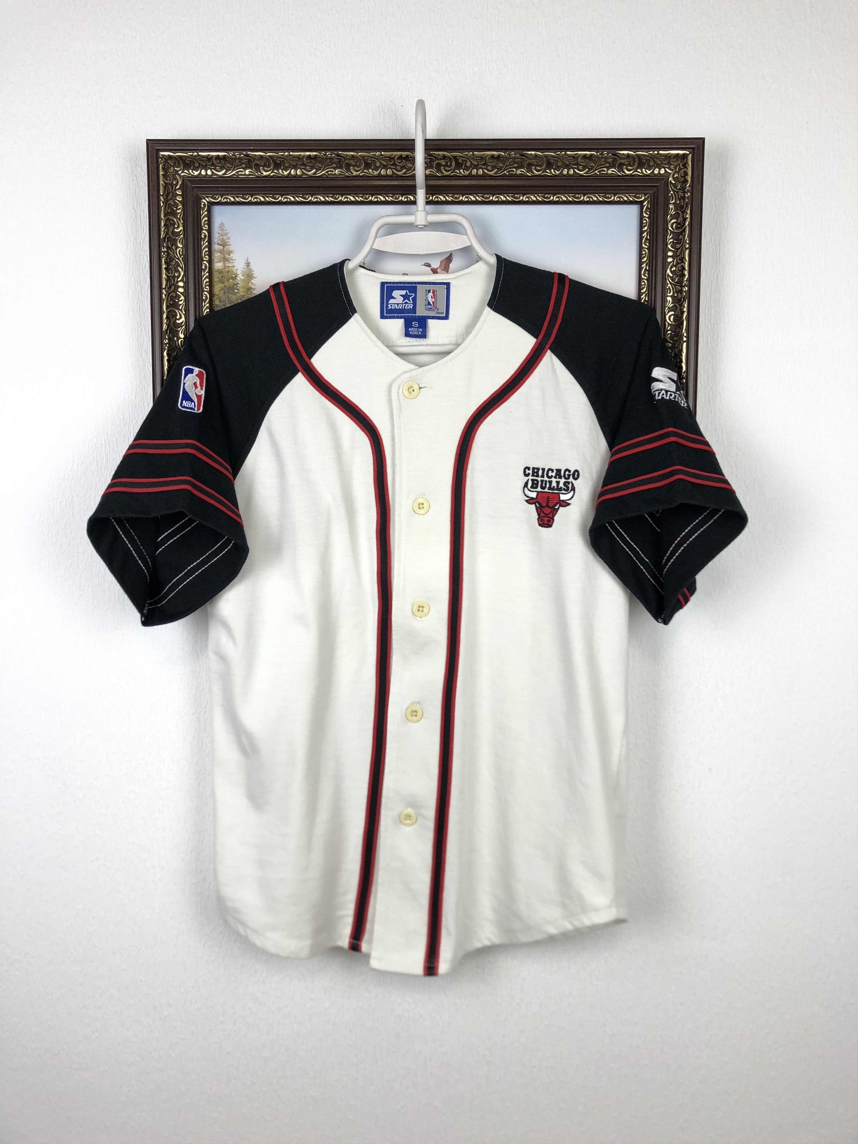 Vintage 90's Starter Chicago Bulls NBA Jersey Shirt Tee