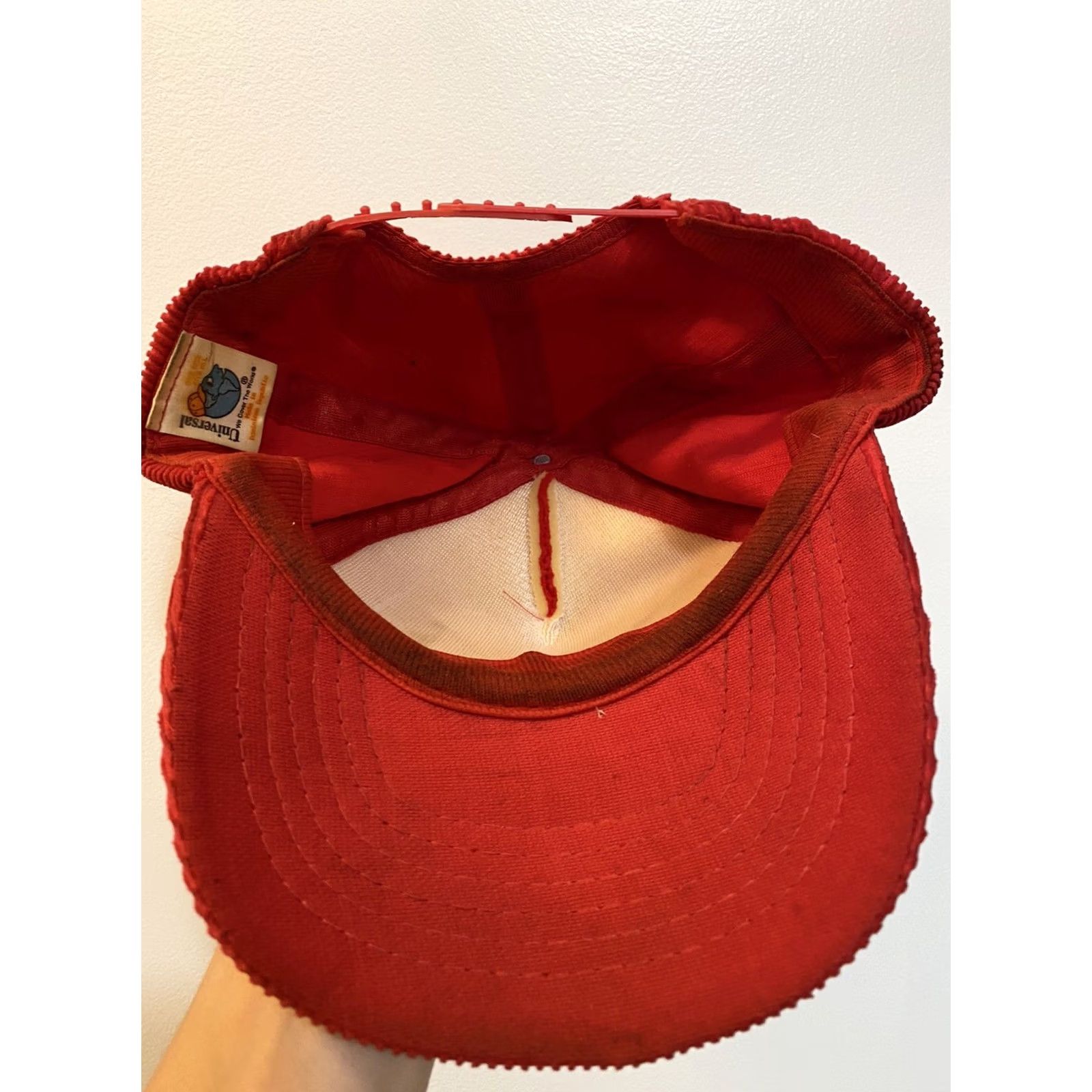 Vintage VINTAGE BUDWEISER TRUCKER HAT SNAP BACK CORDUROY RED & WHITE BUD KING OF BEERS MEN Adjustable Hat Size ONE SIZE - 4 Thumbnail