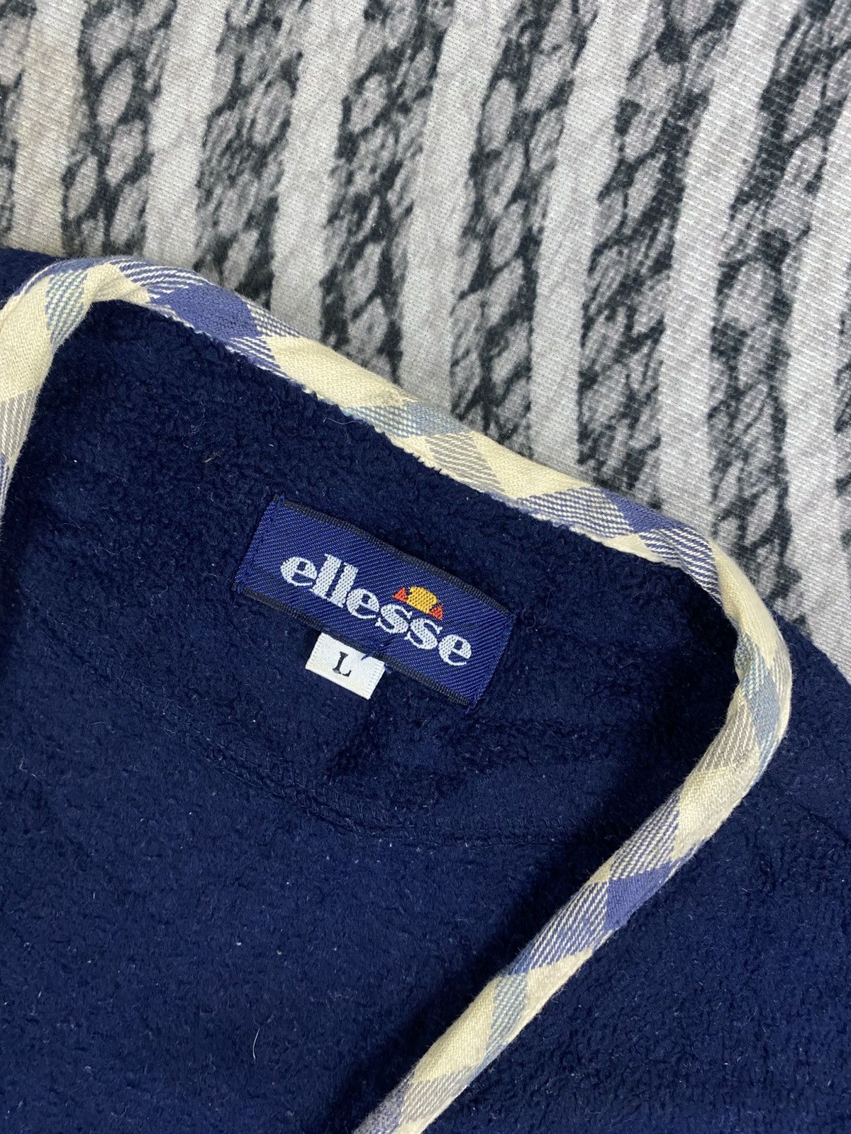 Ellesse Vintage Ellese Navy Colour Sleeveless Vest Style Size US L / EU 52-54 / 3 - 7 Thumbnail