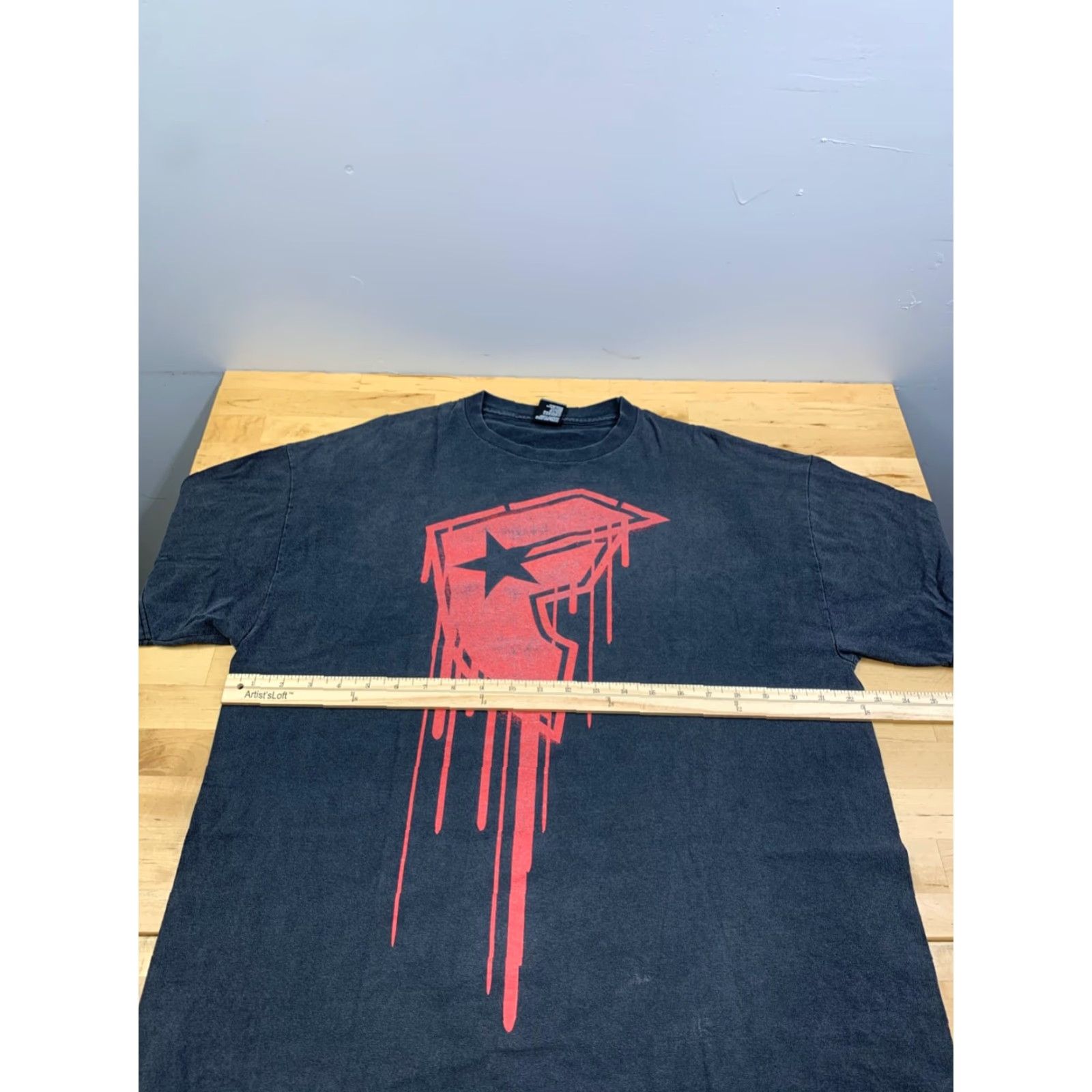 Logo 7 VINTAGE Famous Stars & Straps Shirt XL Black Graphic Print Short Sleeve Crew Neck Men Goth Grunge Skate Y2K 11451 Size US XL / EU 56 / 4 - 6 Thumbnail