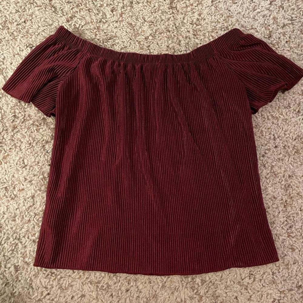 Designer Womens Guess Burgundy Off the Shoulder Blouse Size XS / US 0-2 / IT 36-38 - 3 Thumbnail