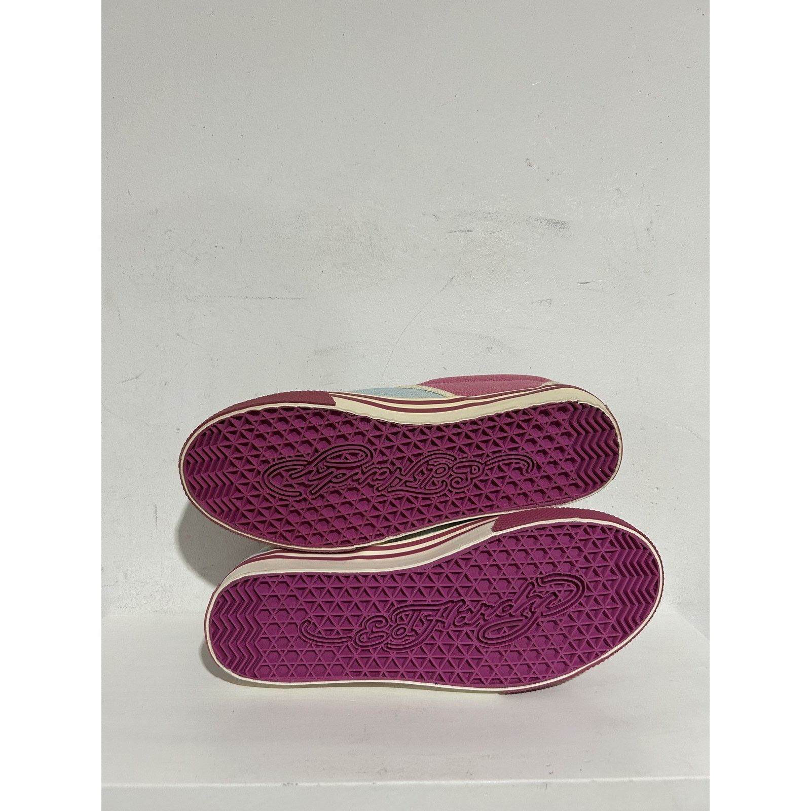 Ed Hardy ED HARDY KOI FISH SLIP ON SNEAKER SIZE 6W 4.5MENS BRAND NEW Size US 6 / IT 36 - 4 Thumbnail