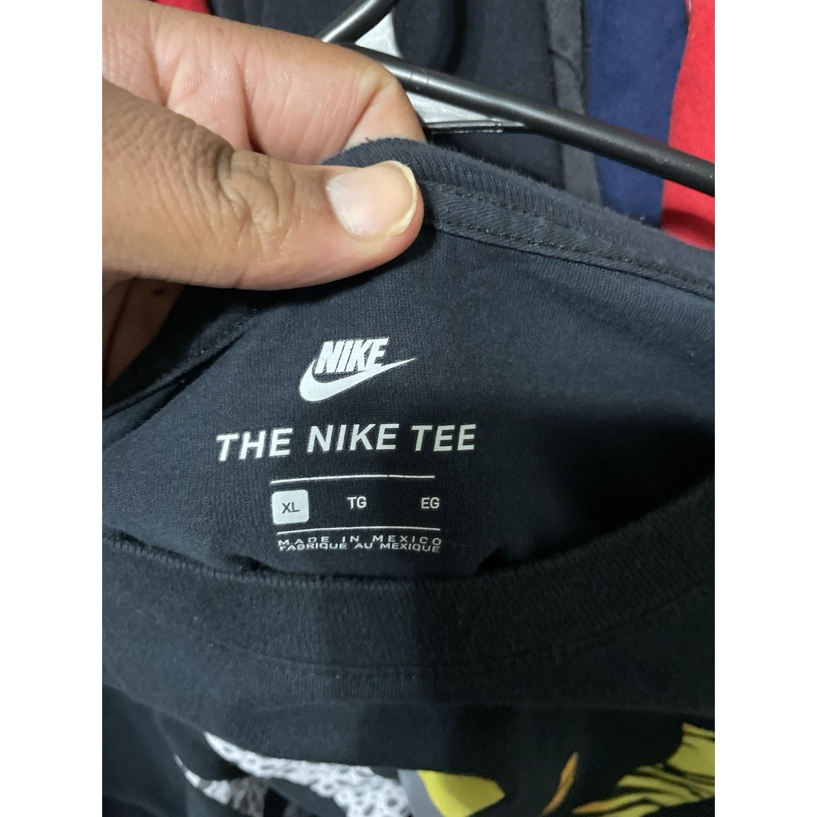 Nike Size XL- Nike Air Max Day Shirt Animal Print Wotherspoon Size US XL / EU 56 / 4 - 3 Thumbnail