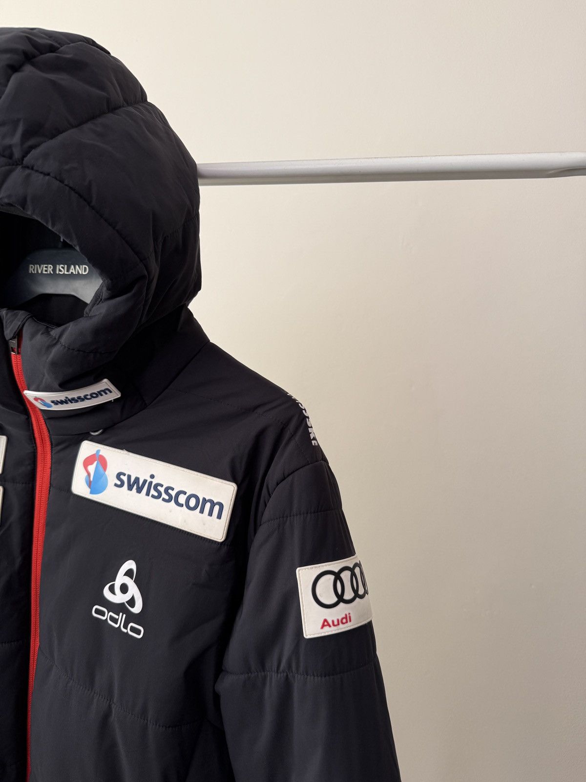 Odlo Vintage ODLO Performance Ski Jacket Swiss Team Audi Swisscom Size US M / EU 48-50 / 2 - 4 Thumbnail