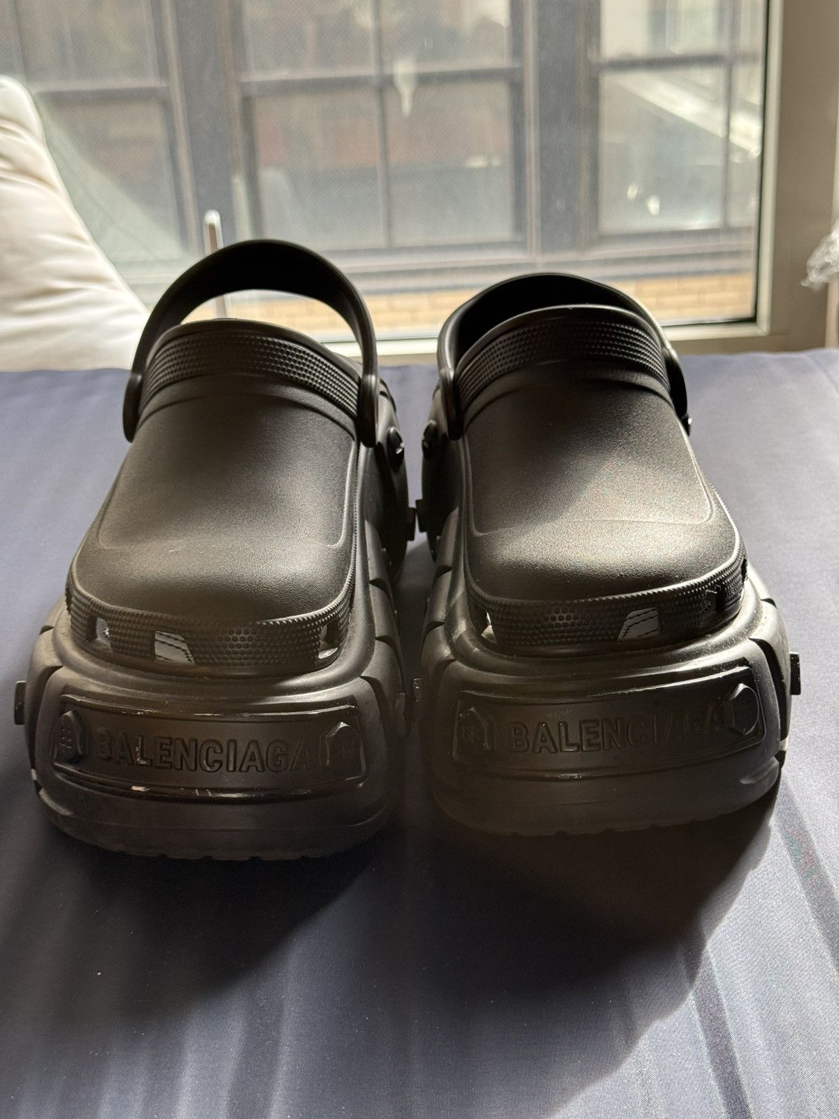 Balenciaga Balenciaga crocs sandals size 45 US size 12 Size US 12 / EU 45 - 2 Thumbnail