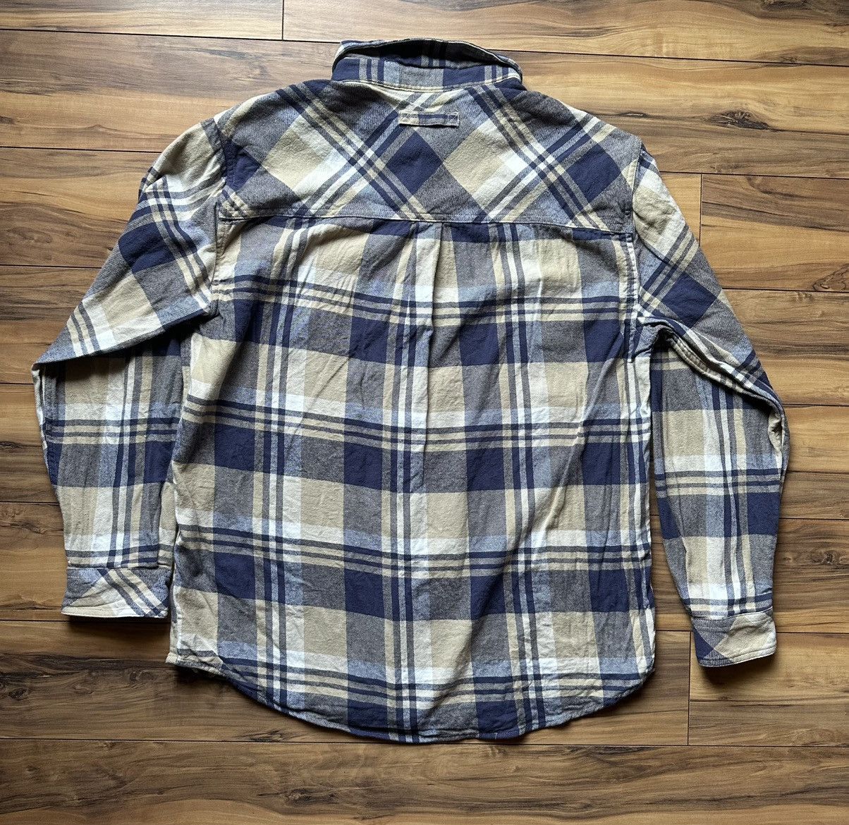 Other Legendary Whitetails Navy and Beige flannel Shirt Size US L / EU 52-54 / 3 - 6 Thumbnail