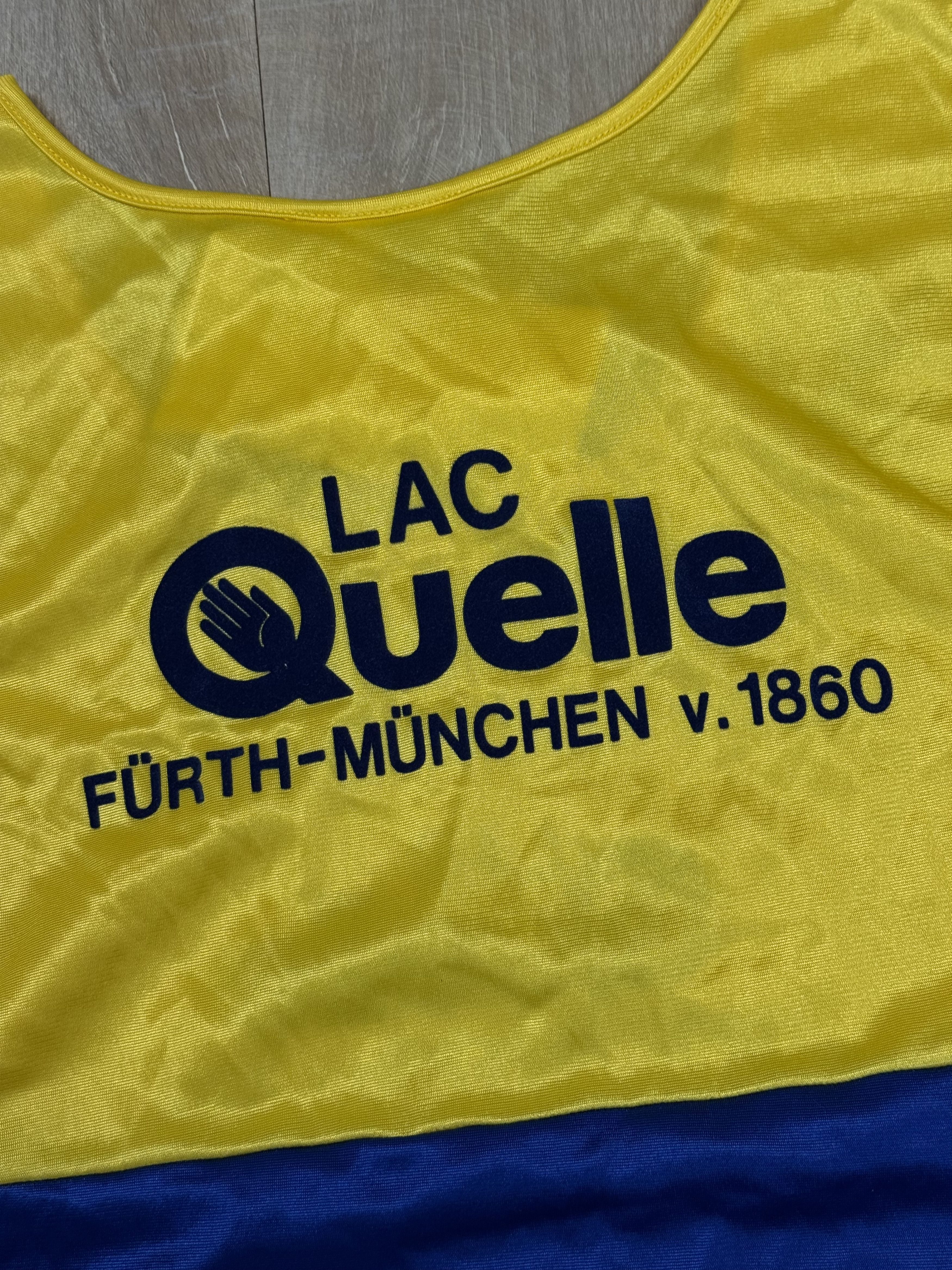 Adidas RARE 1860 Munich Vintage Training Jersey Sleeveless Size US L / EU 52-54 / 3 - 8 Thumbnail