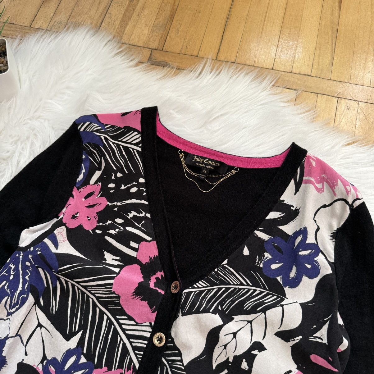Juicy Couture 📌 Crazy Juicy Couture Black Long Sleeve Flowers Cardigan Size XS / US 0-2 / IT 36-38 - 3 Thumbnail