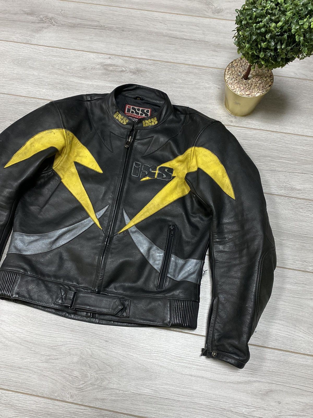 Other IXS vintage racing moto jacket protection Size US L / EU 52-54 / 3 - 9 Thumbnail