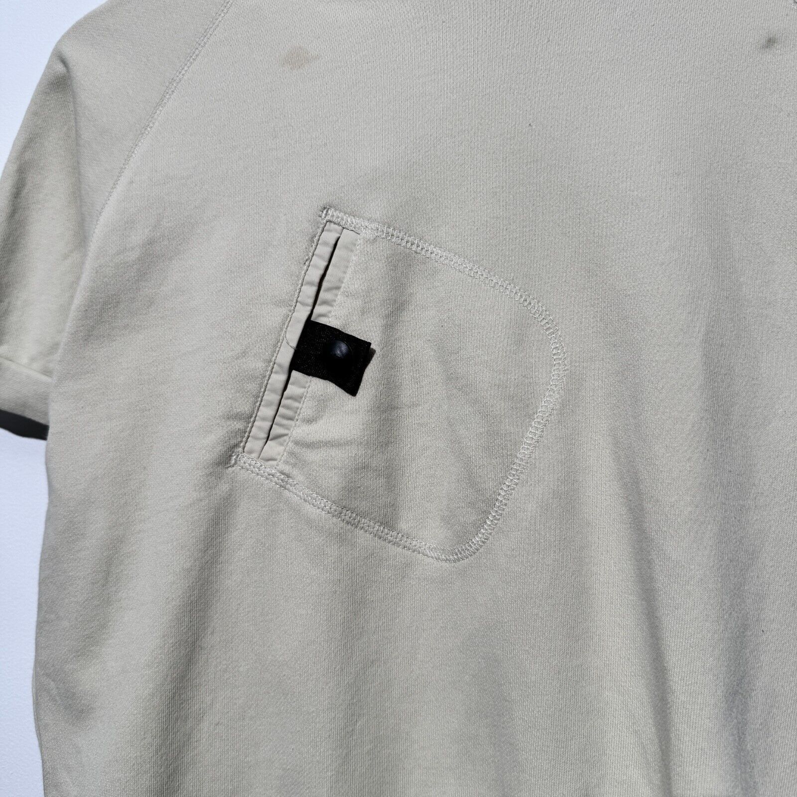 Nike Vintage Nike Unisex Beige Cotton Hoodie Size L Short Sleeve Size US L / EU 52-54 / 3 - 4 Thumbnail