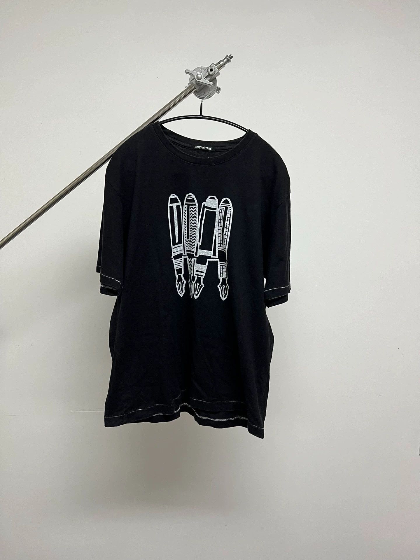 Issey Miyake Black Short Sleeve Graphic T-Shirt Size US XL / EU 56 / 4 - 1 Thumbnail