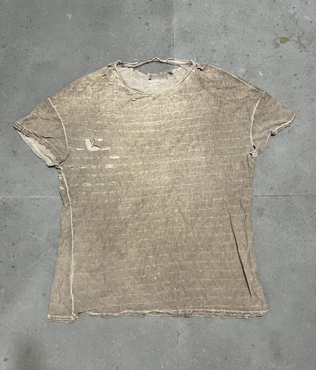 image of Vintage Sunfade Trashed Thin Tee Shirt in Khaki Light, Men's (Size Large)