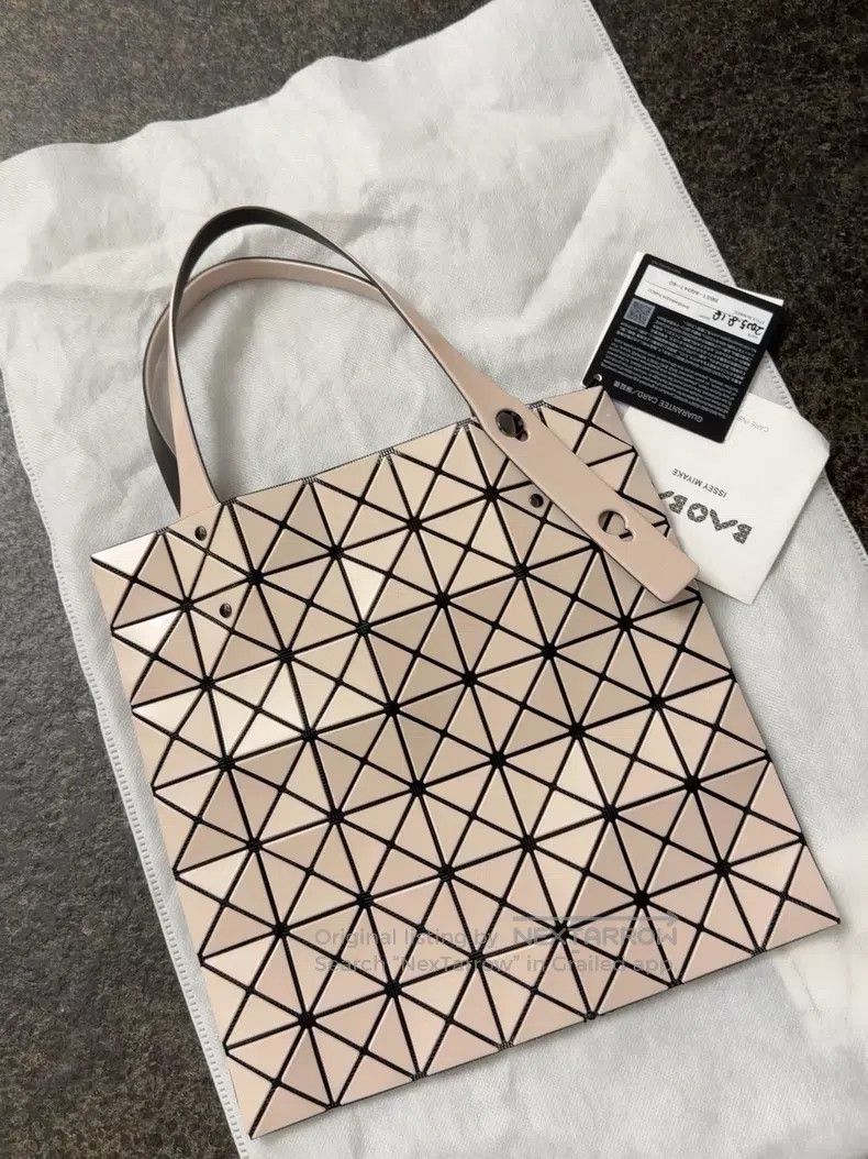 Issey Miyake Issey Miyake Yellow Handbag Size ONE SIZE - 1 Thumbnail