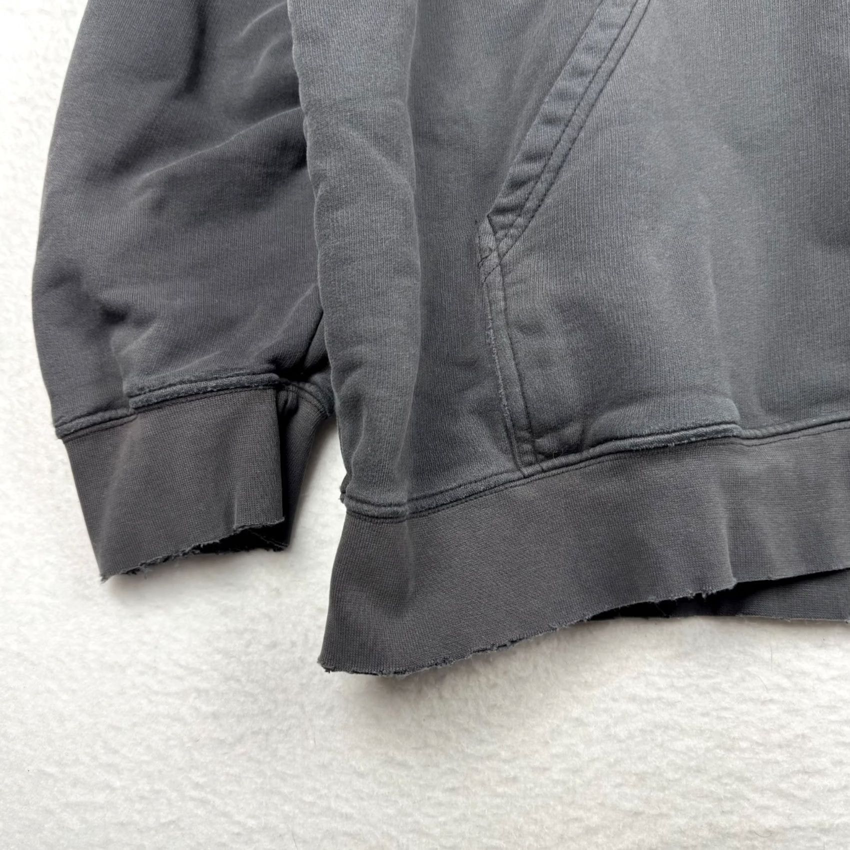 Nike VINTAGE Nike Mens 2XL Hoodies Hoodie Light Distress Gray Swoosh Logo Crew Neck Pullover Winter Fall Size US XXL / EU 58 / 5 - 2 Thumbnail