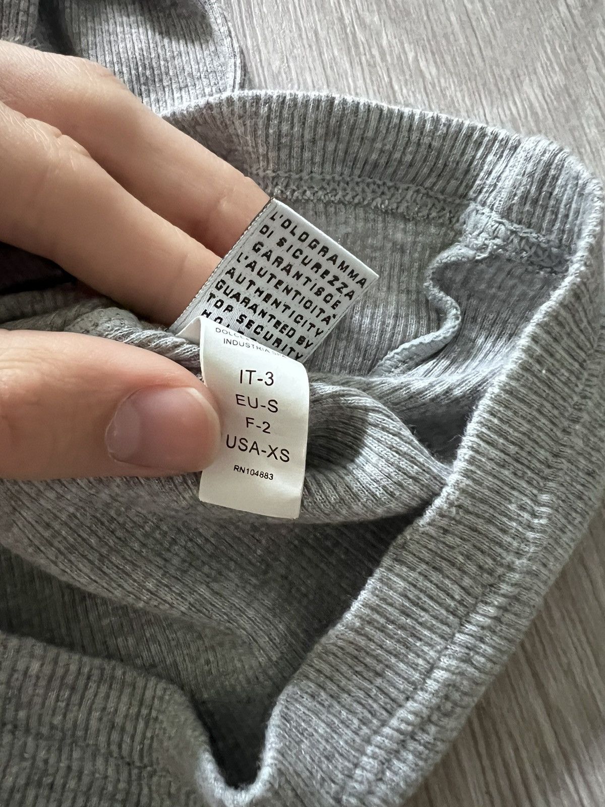 Dolce & Gabbana Dolce Gabbana Tanktop ripped grey Size US S / EU 44-46 / 1 - 4 Thumbnail