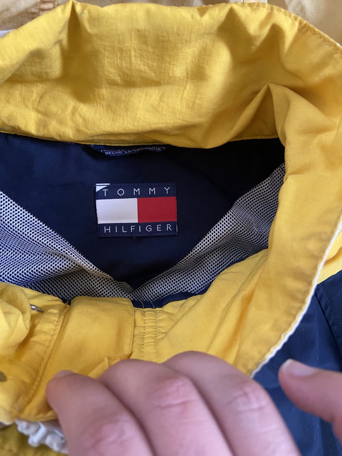 Tommy Hilfiger Vintage tommy hilfiger jacket Size US XL / EU 56 / 4 - 5 Thumbnail