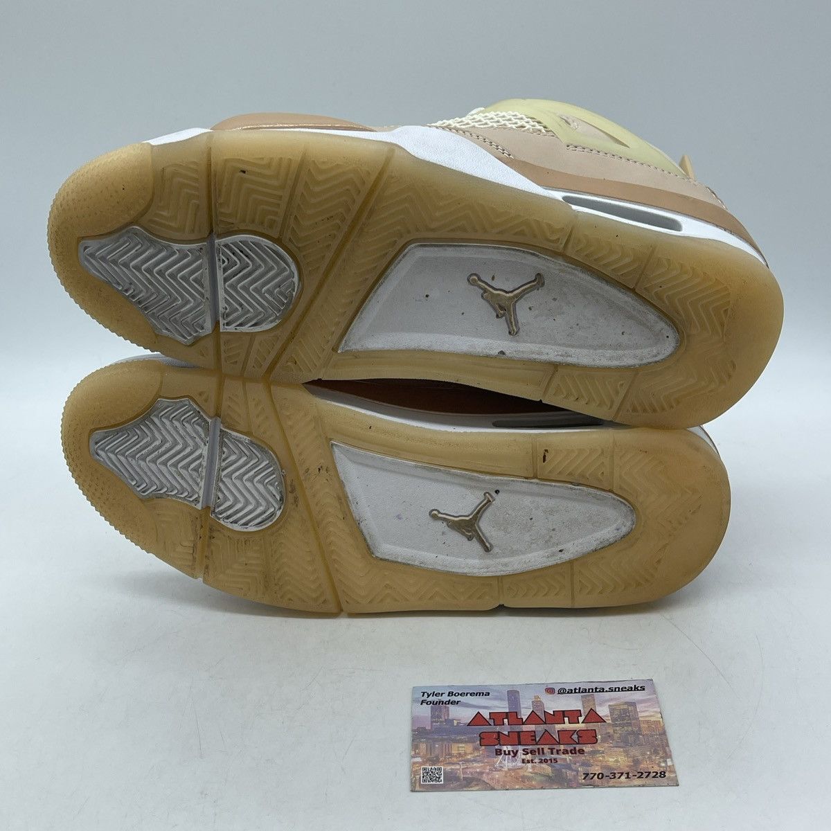 Jordan Brand Wmns air Jordan 4 shimmer Size US 7.5 / IT 37.5 - 7 Thumbnail