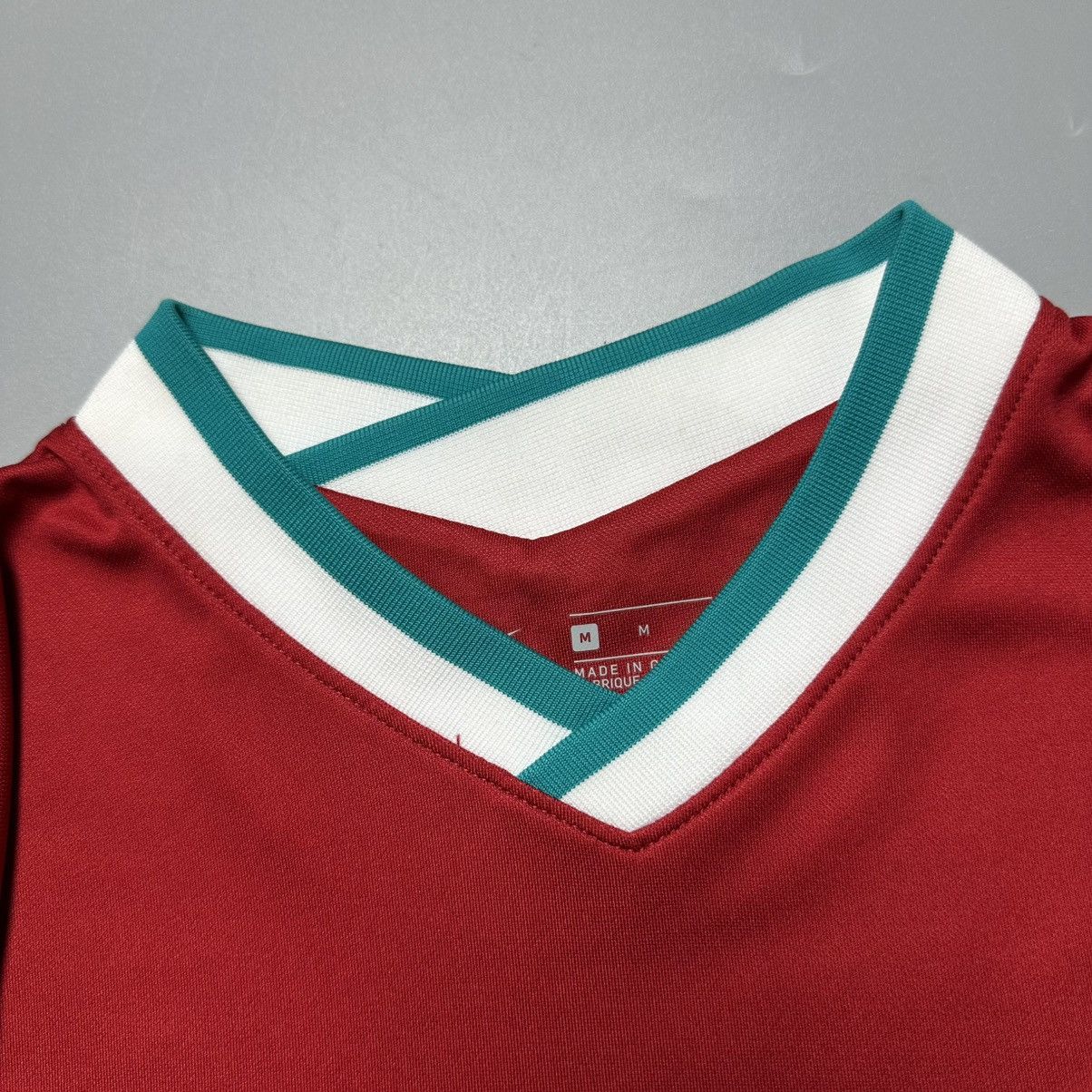 Vintage LIVERPOOL NIKE 2020/2021 FOOTBALL HOME JERSEY #20 DIOGO JOTA Size US M / EU 48-50 / 2 - 5 Thumbnail