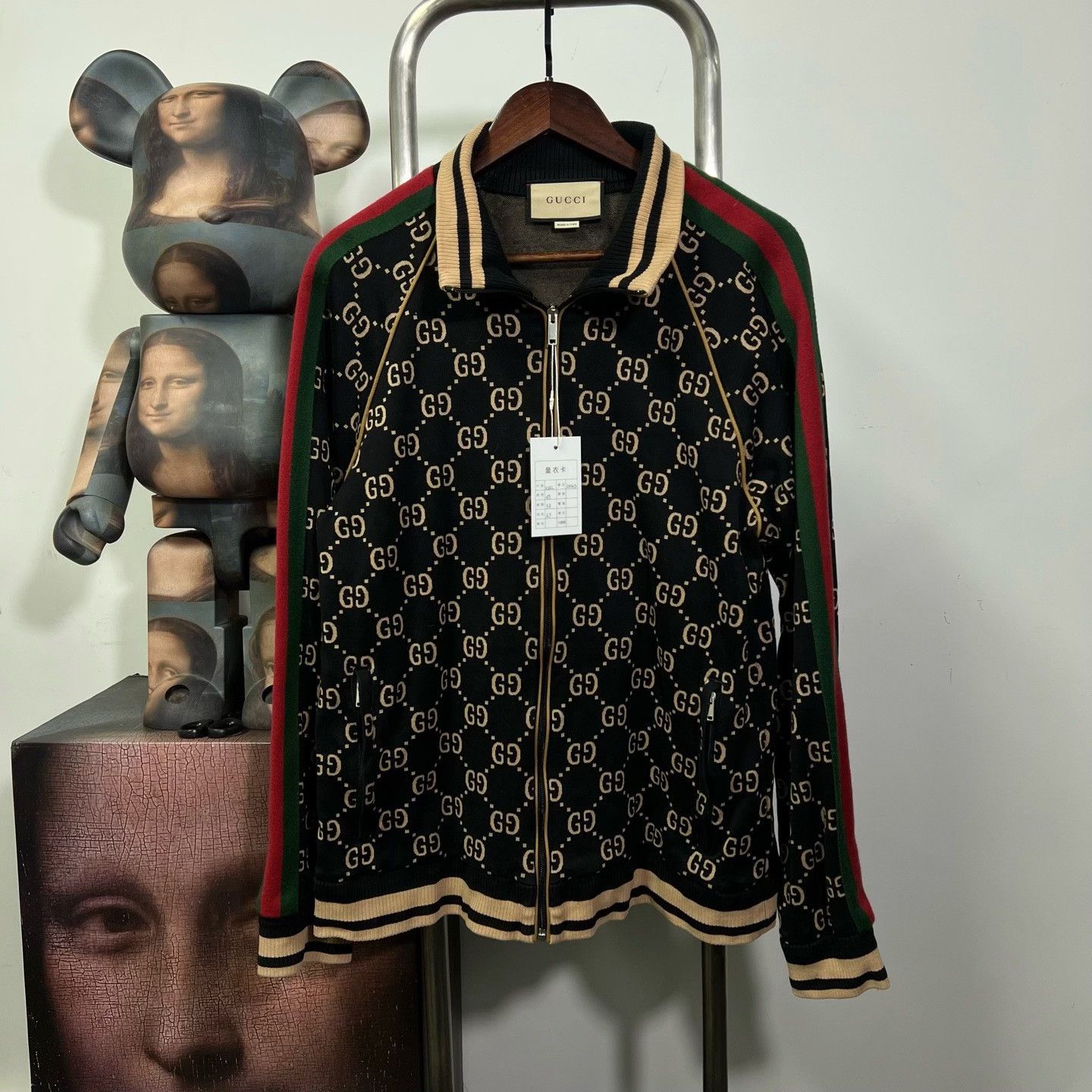 Gucci Gucci Striped Light Jacket xxl Men Size US XXL / EU 58 / 5 - 1 Thumbnail