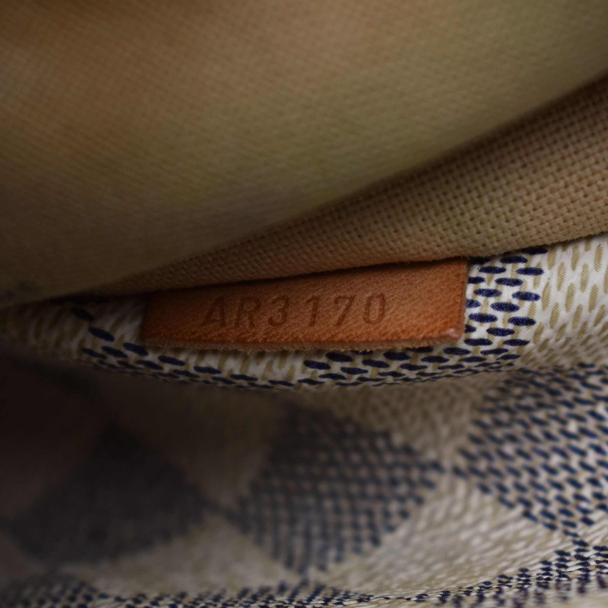 Louis Vuitton LOUIS VUITTON – Totally MM Bag Damier Azur Canvas Tote Size ONE SIZE - 11 Thumbnail