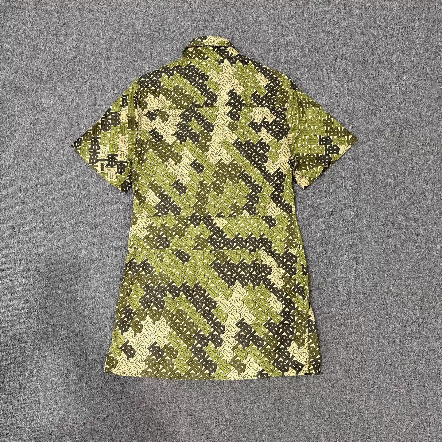 Burberry Burberry Printed Short-Sleeve Dress UK6 99 New Size XS / US 0-2 / IT 36-38 - 2 Thumbnail