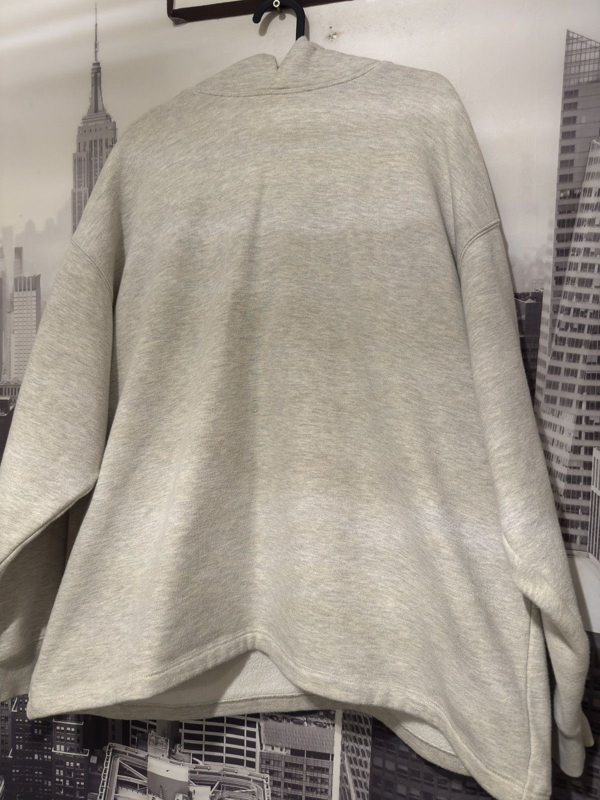 Fear of God Fear of God Essentials Relaxed Hoodie Light Oatmeal SZ Sm🔥 Size US S / EU 44-46 / 1 - 7 Thumbnail