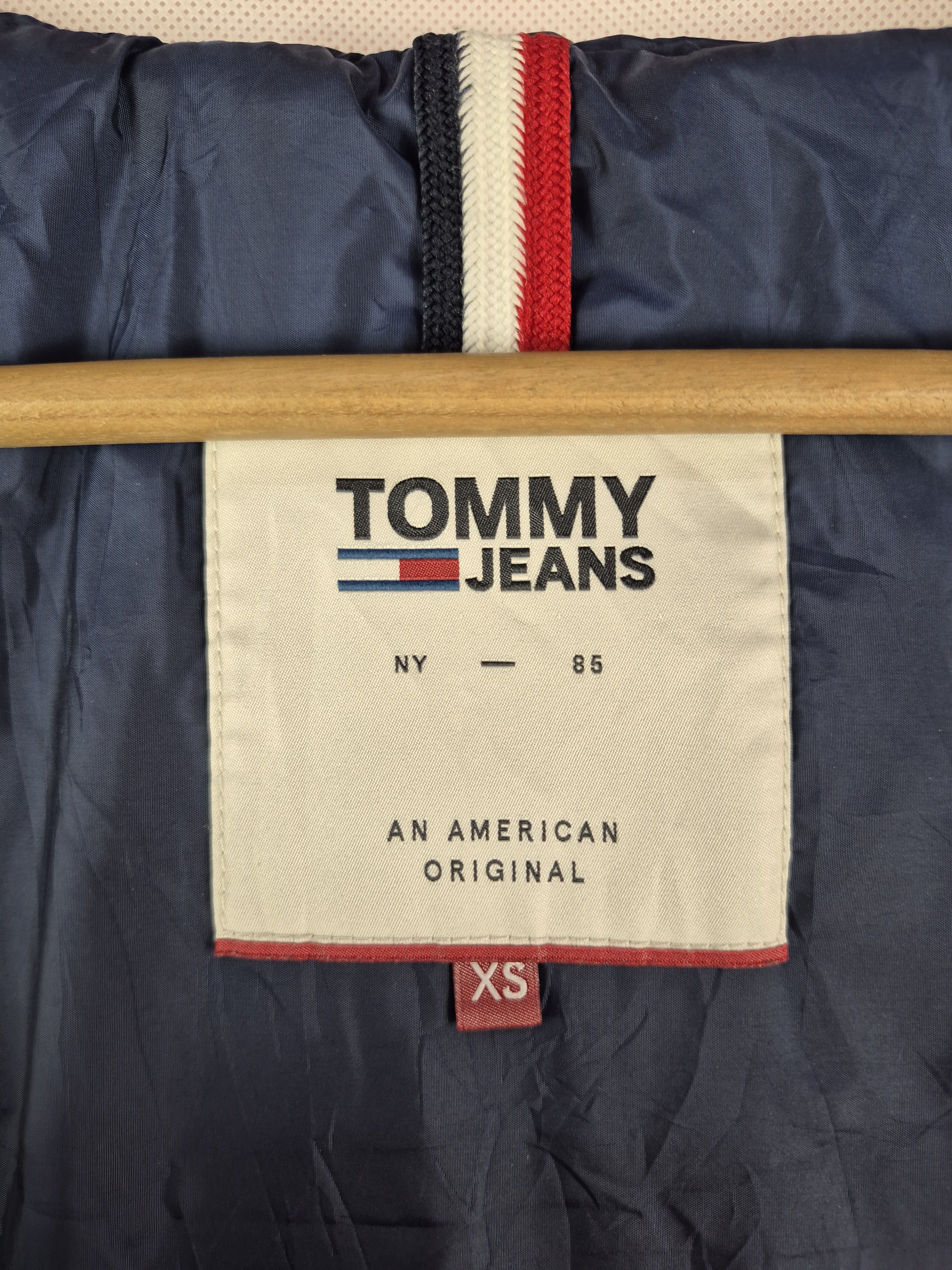 Tommy Hilfiger 🔥 Tommy Hilfiger Jeans Down Puffer Jacket Hoodie Size US XS / EU 42 / 0 - 11 Thumbnail