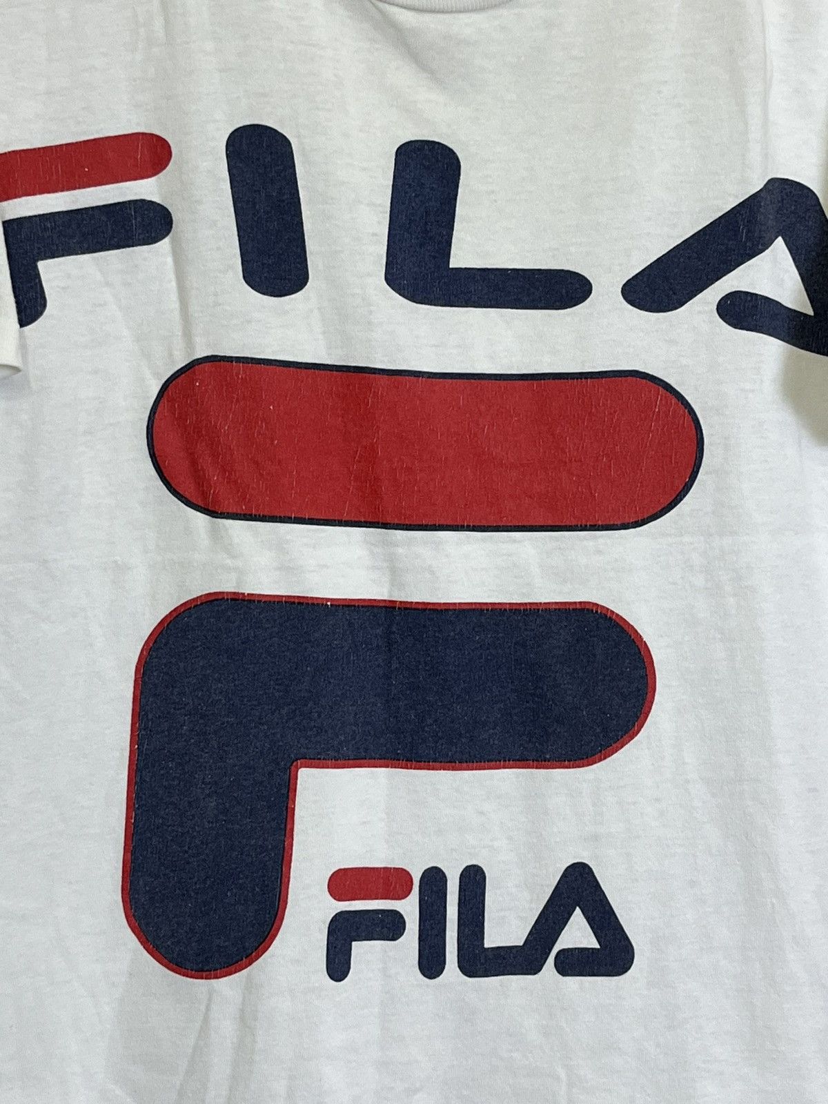 Fila ARCHIVE VINTAGE 90s FILA BIG LOGO SPELLOUT TEE SHIRT Size US L / EU 52-54 / 3 - 3 Thumbnail