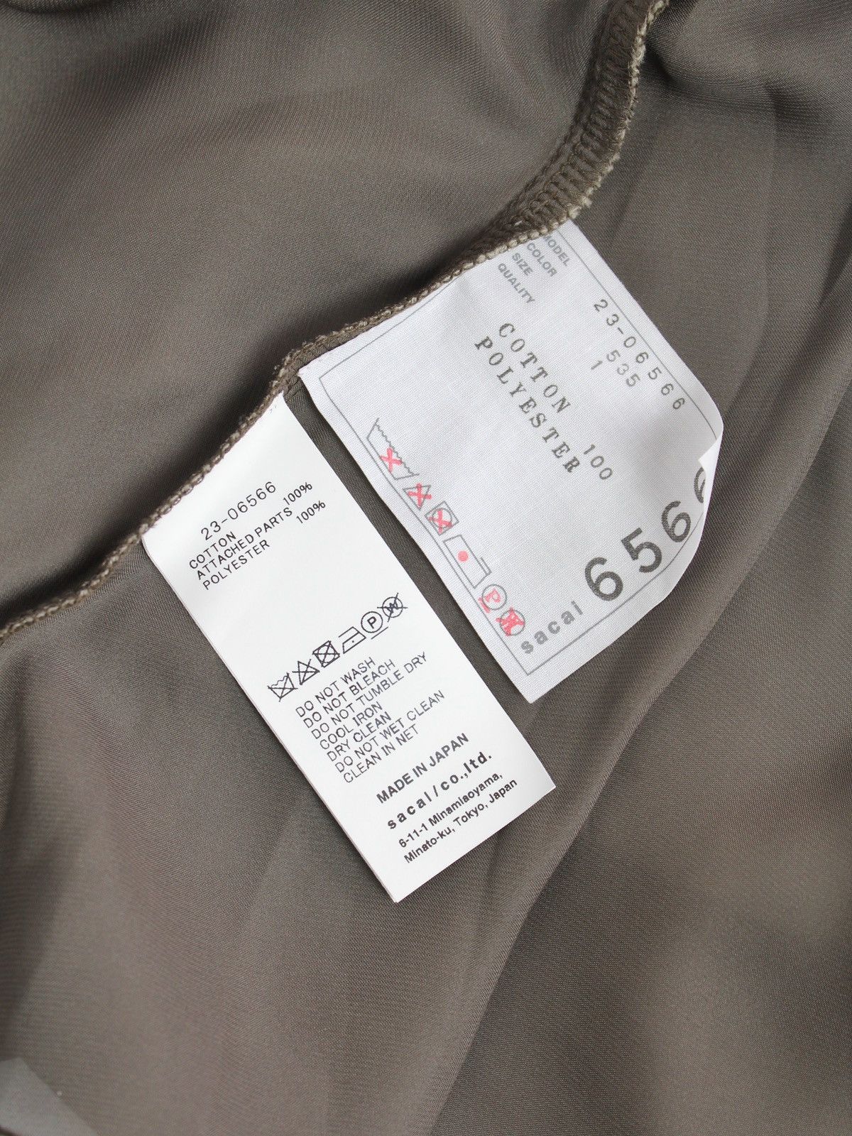 Sacai Sacai Ss’23 Women’s Paneled Cotton T-shirt Size S / US 4 / IT 40 - 6 Thumbnail