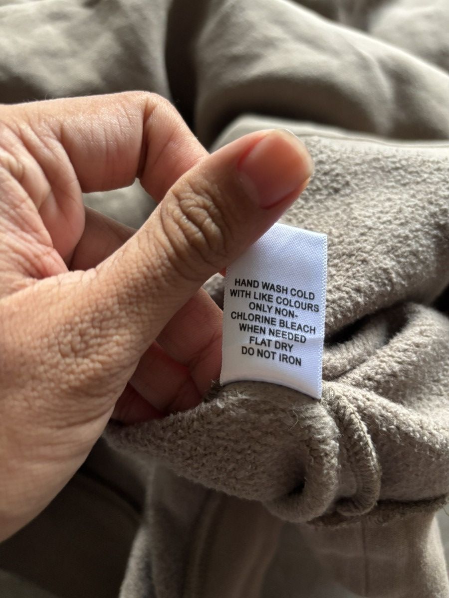 Essentials × Fear of God ESSENTIALS FEAR OF GOD SWEATSHIRT Size US XL / EU 56 / 4 - 7 Thumbnail