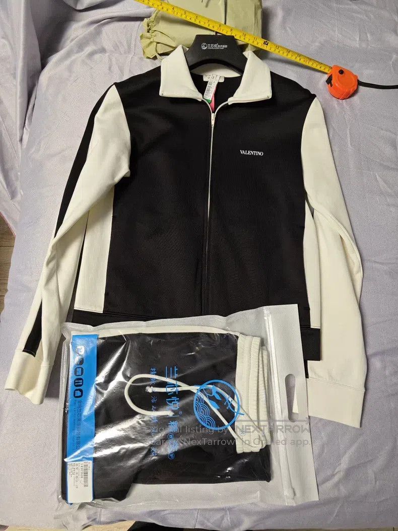 Valentino Valentino Sports suit Size US M / EU 48-50 / 2 - 1 Thumbnail