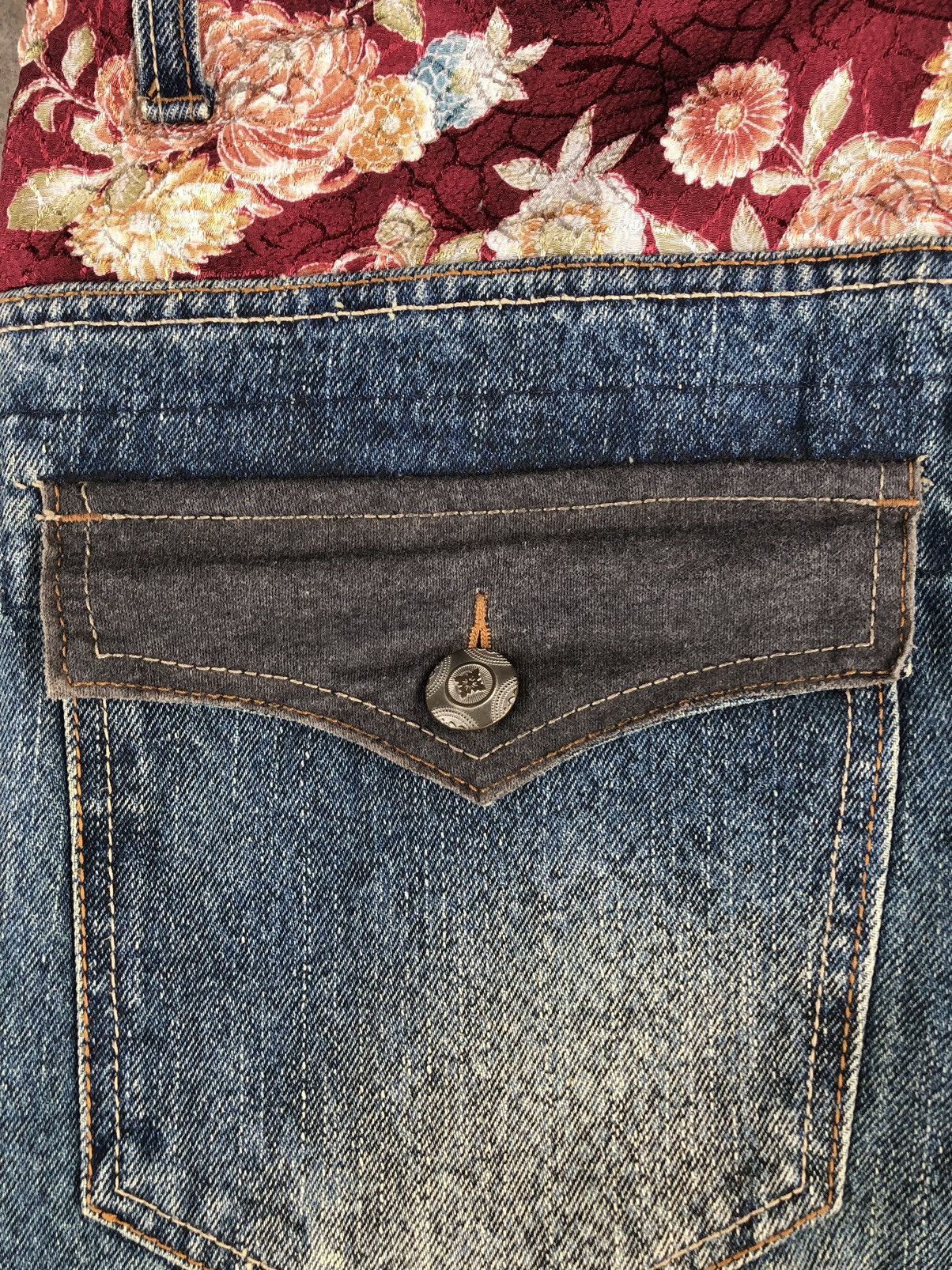Japanese Brand Japanese Gumu Dragon Embroidered Jeans Distressed Jeans Size US 31 - 16 Thumbnail
