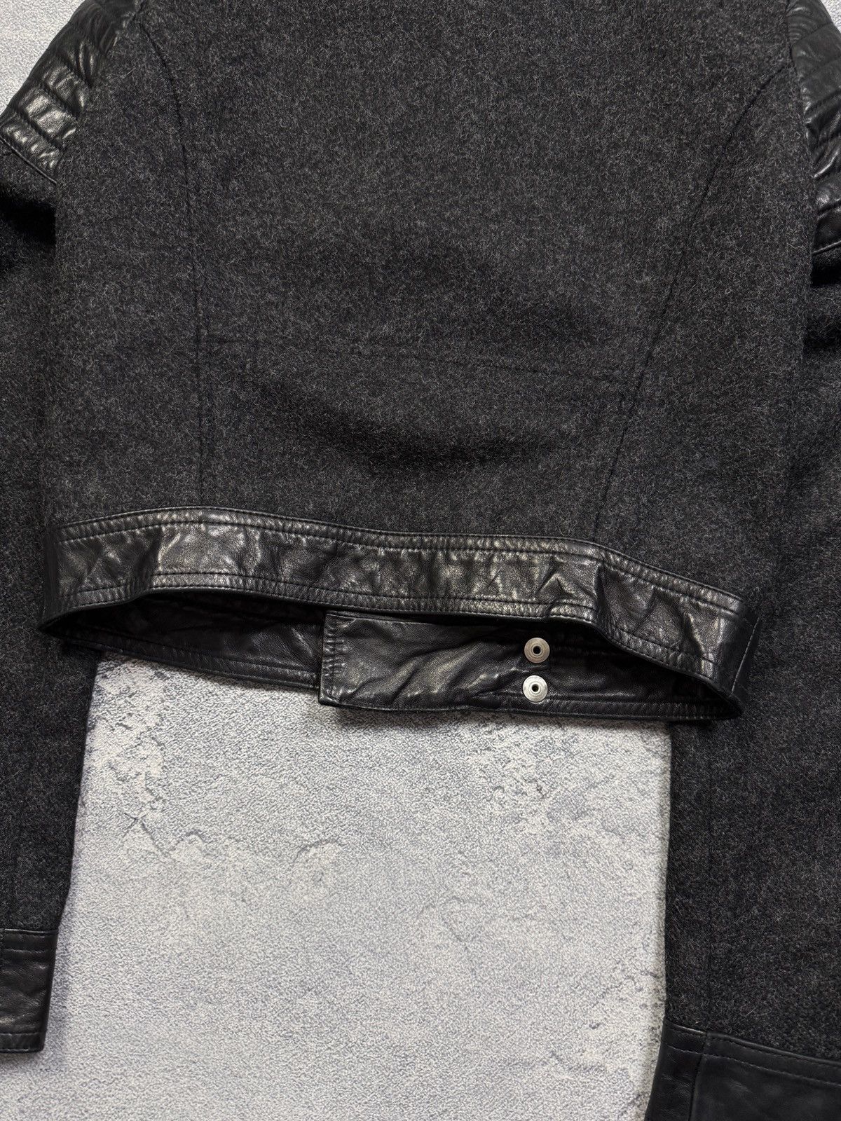 Diesel Vintage Diesel Women’s Cropped Leather Jacket MADE IN ITALY Size XS / US 0-2 / IT 36-38 - 9 Thumbnail