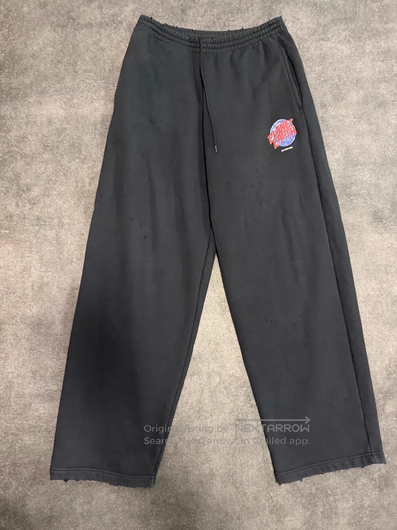 Balenciaga Balenciaga size XS Distressed letter print sports pants Size US 27 - 1 Thumbnail