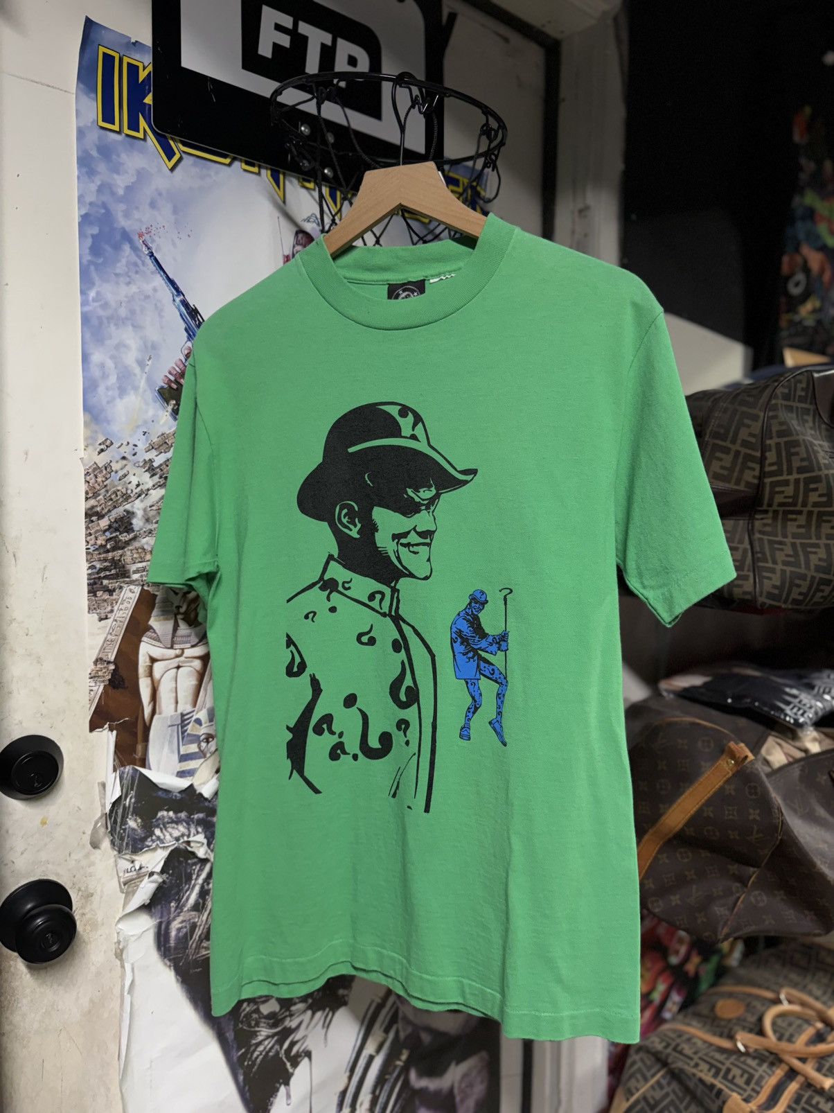 Vintage Vintage 90’s Riddler T-Shirt Vtg Dc Comics Batman Tee Medium Size US M / EU 48-50 / 2 - 5 Thumbnail