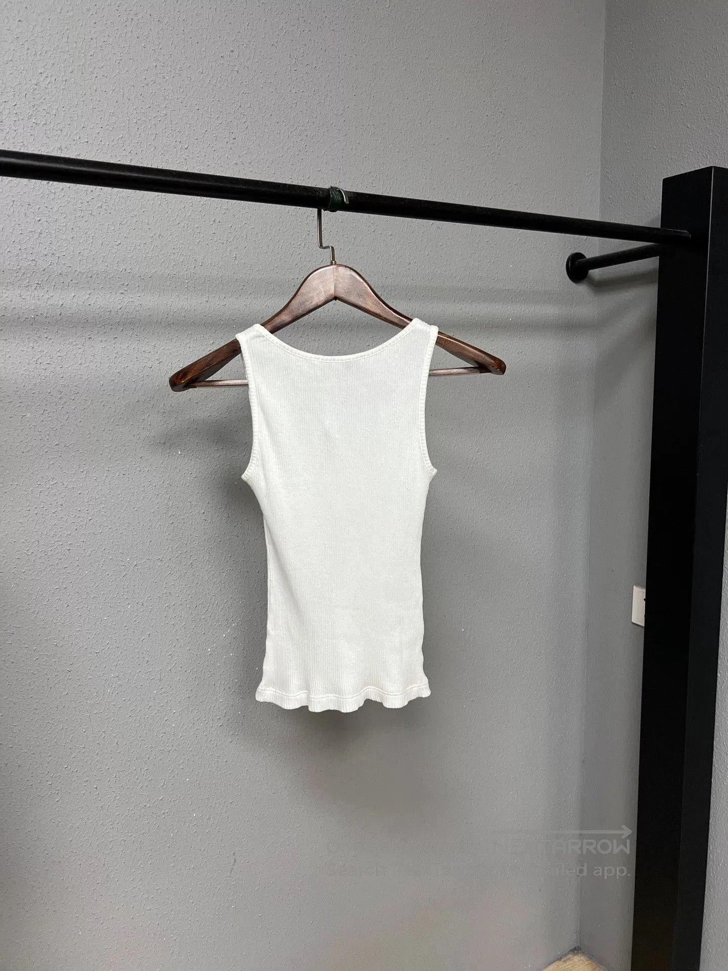 Miu Miu Miumiu Slogan Vest. Size XS / US 0-2 / IT 36-38 - 2 Thumbnail