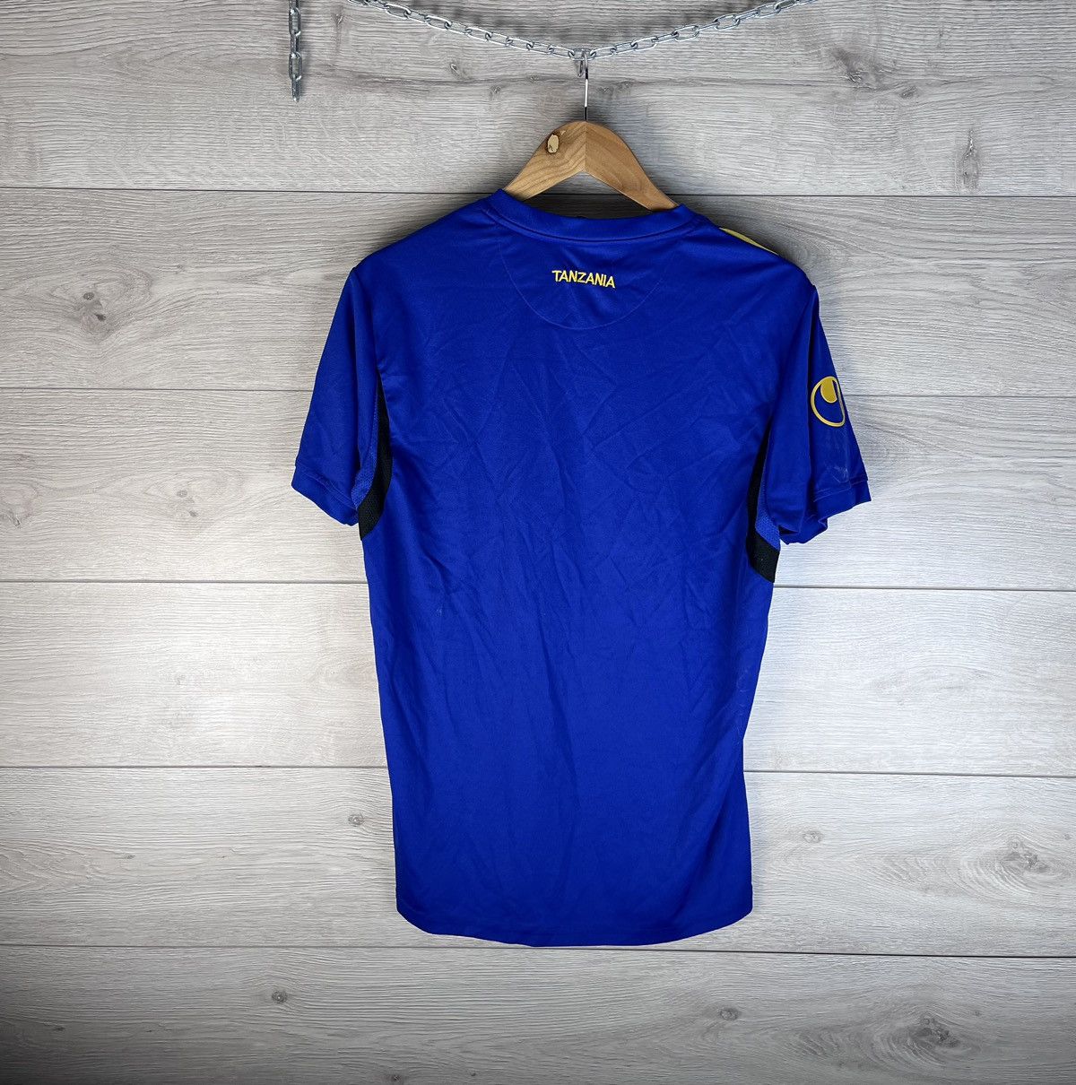 Other Men’s soccer jersey Tanzania 🇹🇿 uhlsport size l Size US L / EU 52-54 / 3 - 12 Thumbnail