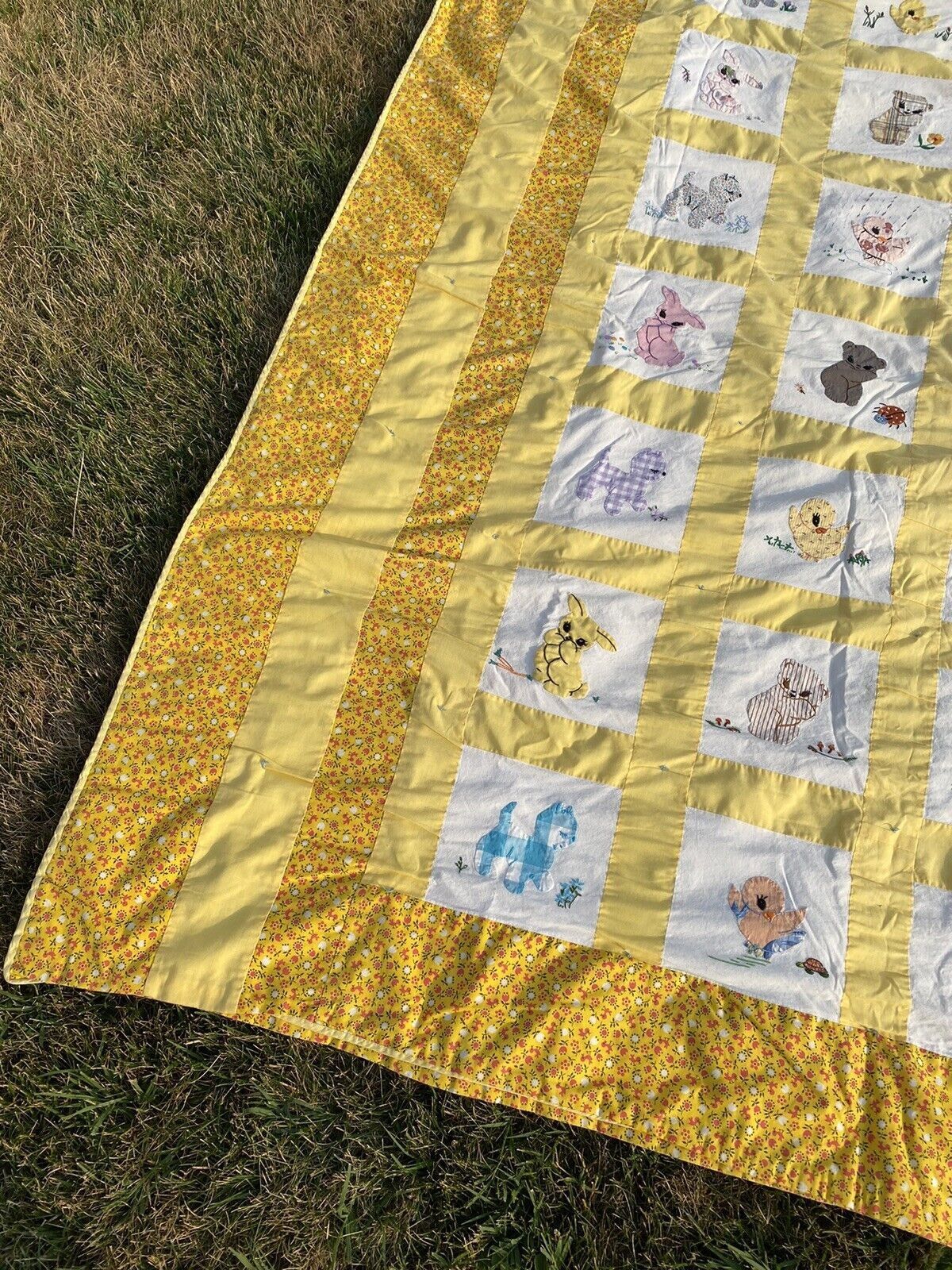 Other Vintage Homemade Patchwork Quilt Animals 70 x 80 in. Size ONE SIZE - 2 Thumbnail