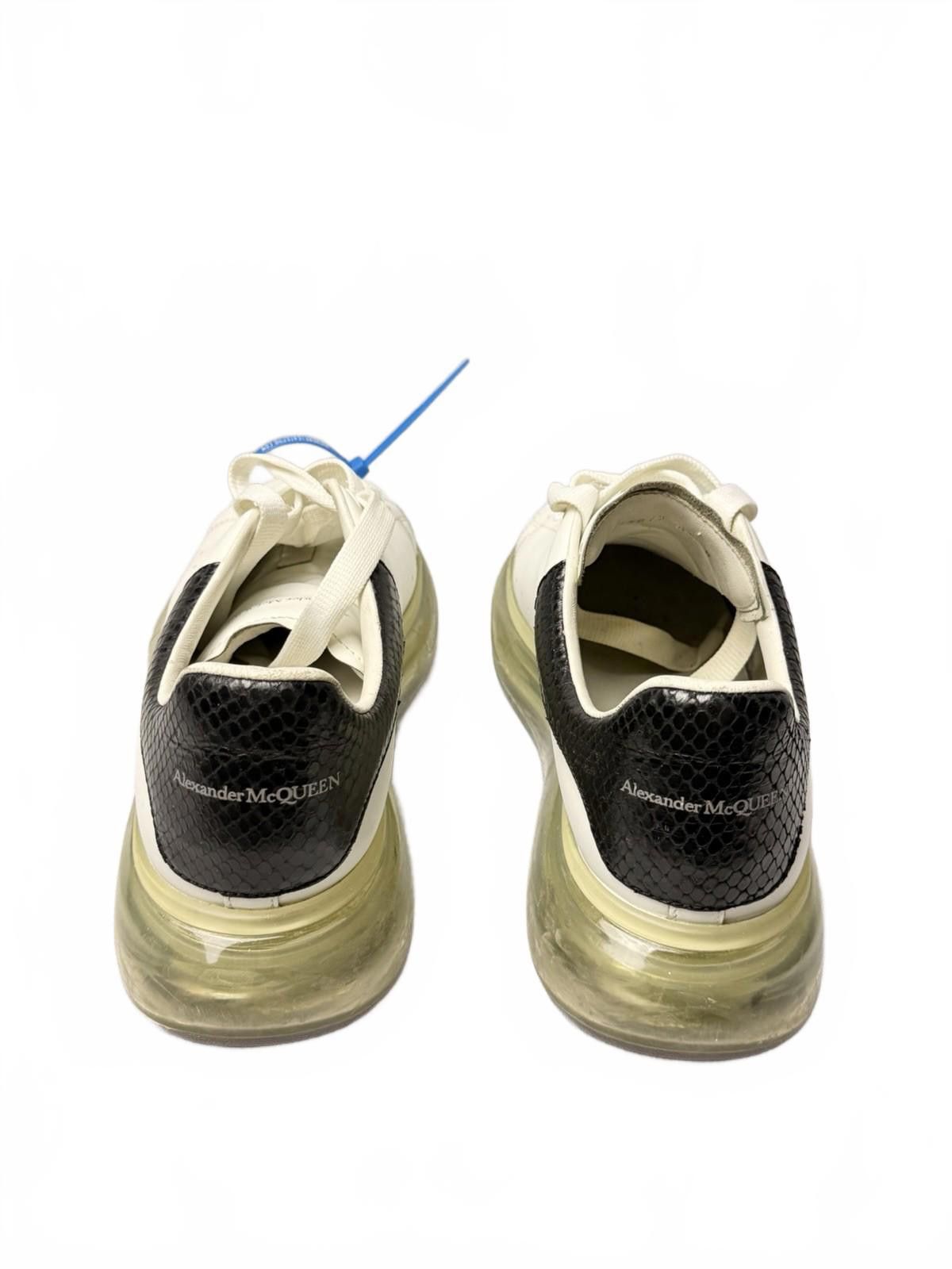 Alexander McQueen Alexander McQueen Oversized Transparent Sole Sneaker SZ 43.5 Size US 10.5 / EU 43-44 - 4 Thumbnail