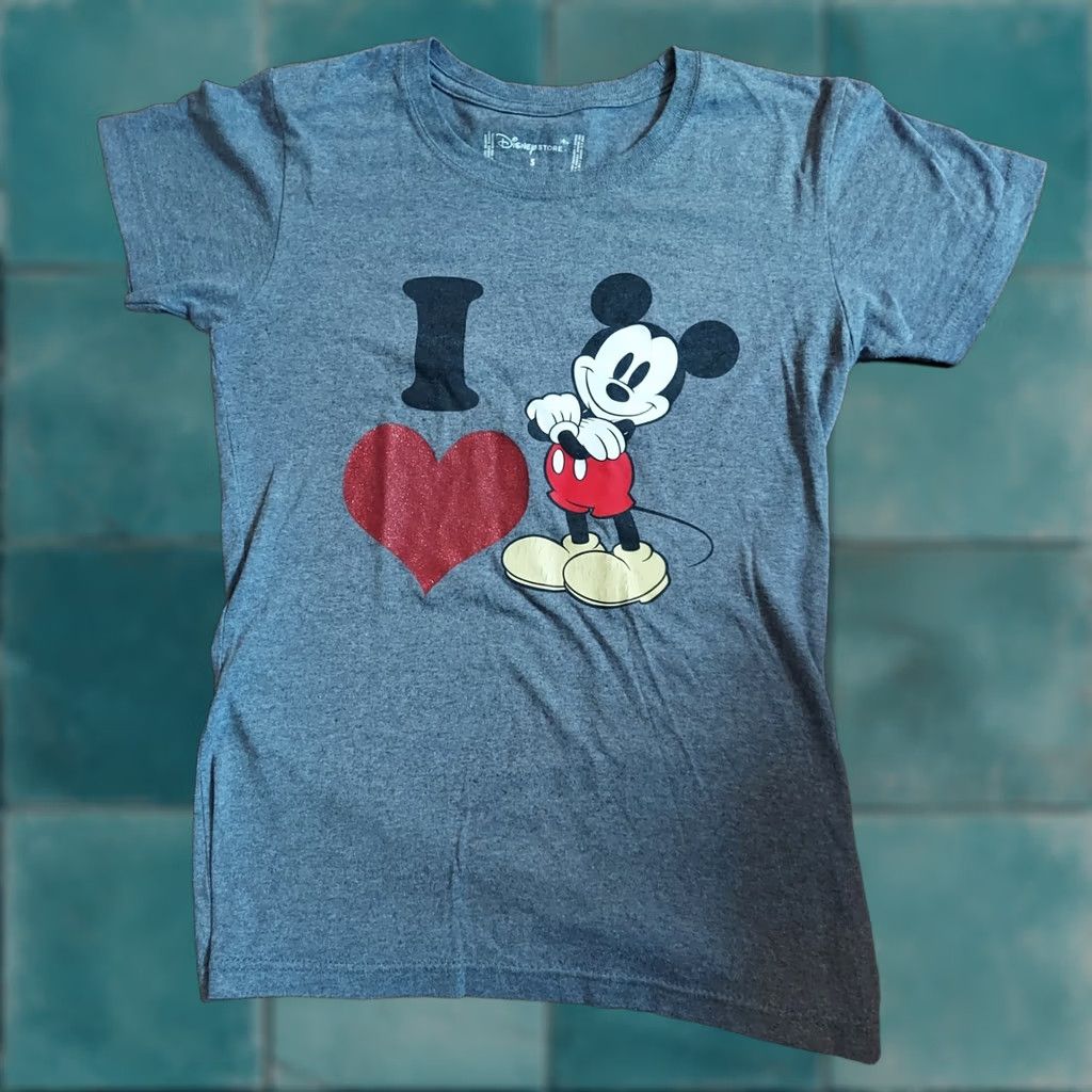 Disney Disney Shirt Womens Small Gray I Heart Mickey Mouse Logo Short Sleeve Crew Neck Casual Womens Small Gray Disney Shirt Size S / US 4 / IT 40 - 1 Thumbnail
