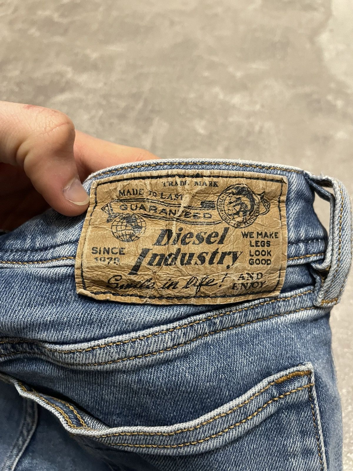 Diesel Vintage Diesel Distressed Denim Jeans Pants 31 Y2K Size US 31 - 9 Thumbnail