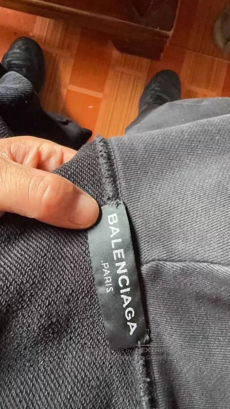 Balenciaga Balenciaga Night Scene Pattern Hooded Long Sleeve Size US S / EU 44-46 / 1 - 4 Thumbnail